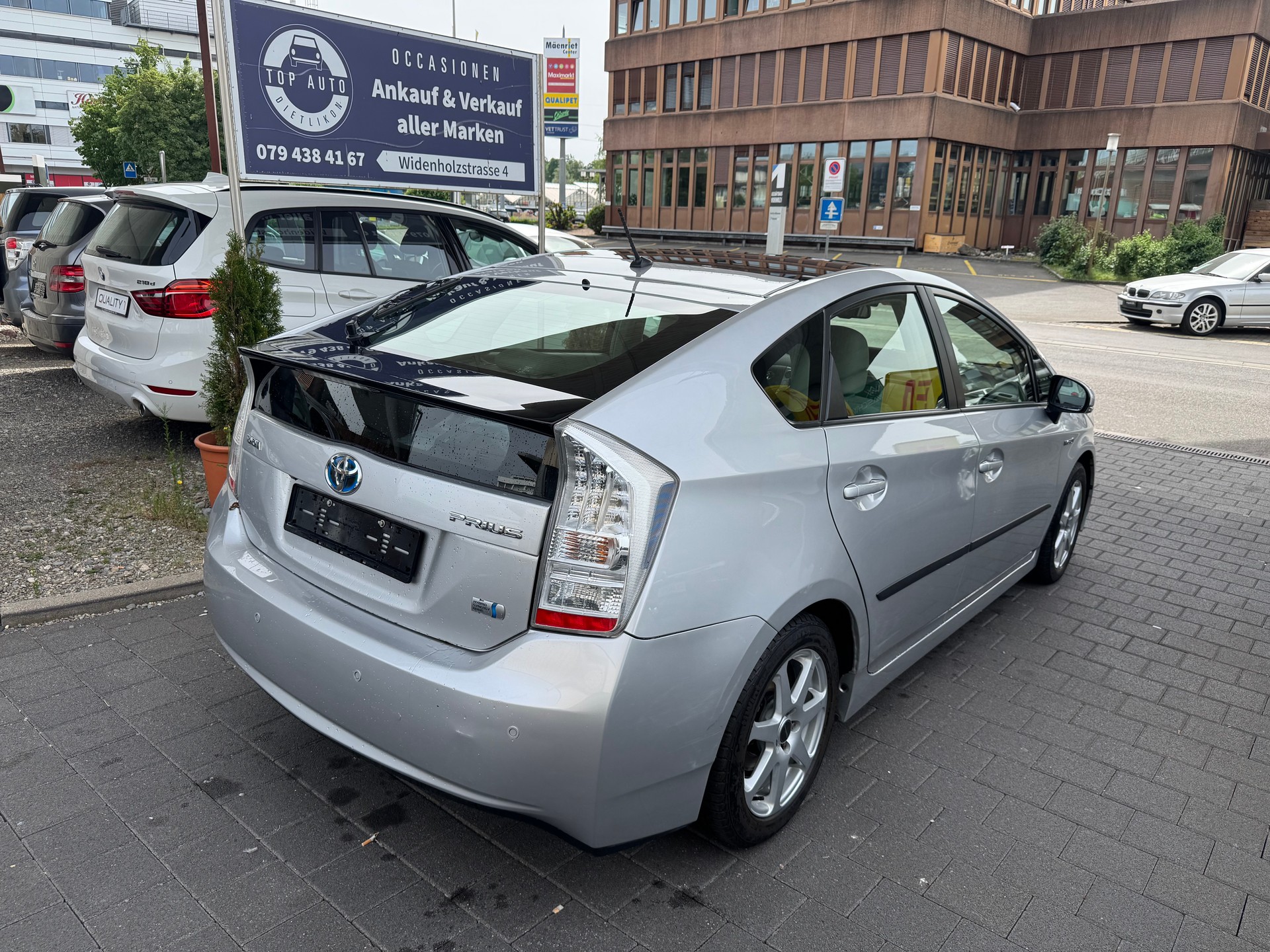 TOYOTA Prius 1.8 16V HSD Sol Premium-image-1