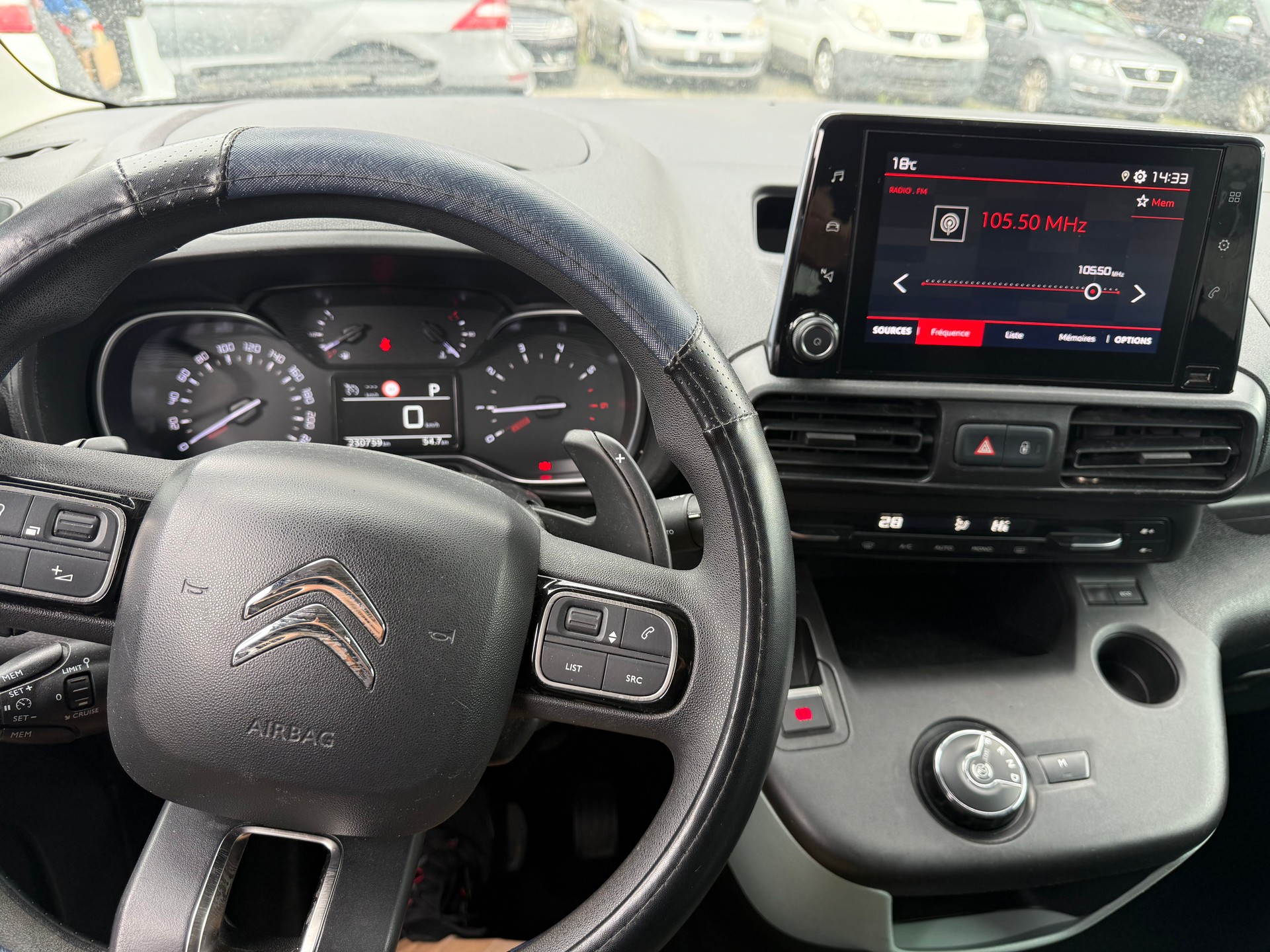 CITROEN Berlingo 1.2i PureTech Feel EAT8-image-7