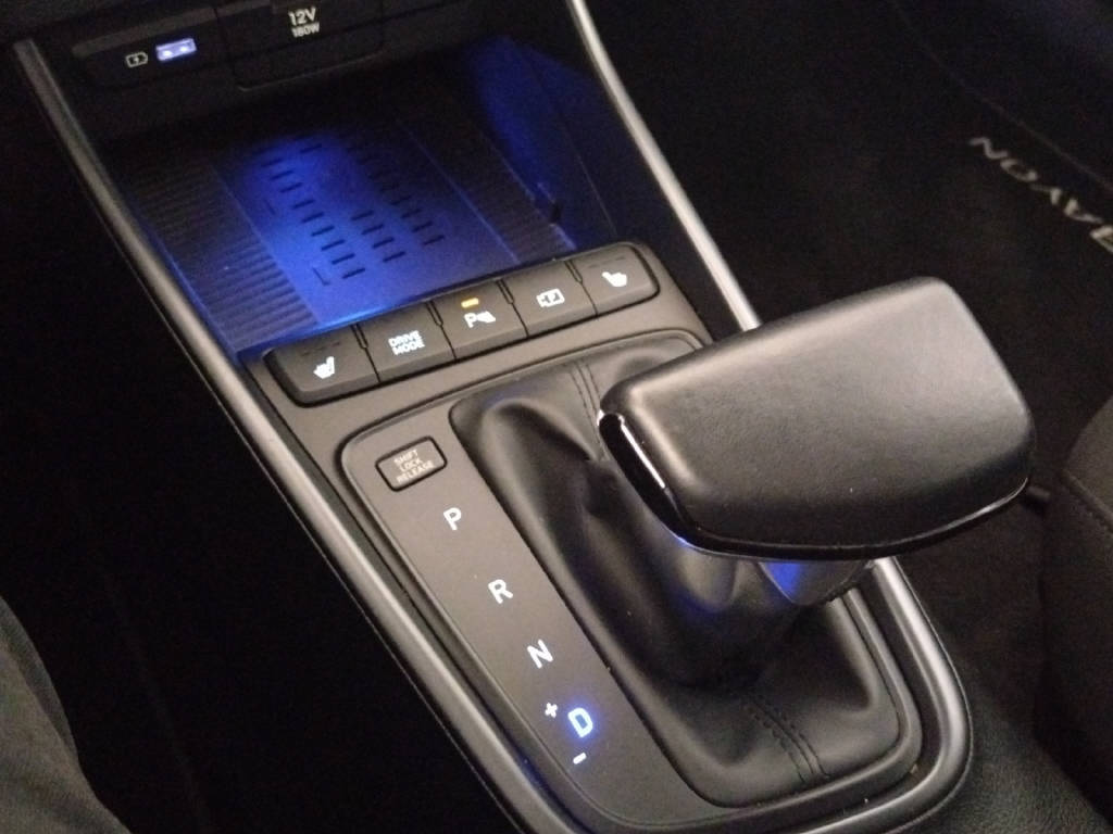 HYUNDAI BAYON 1.0 T-GDi 120 Vertex-image-16