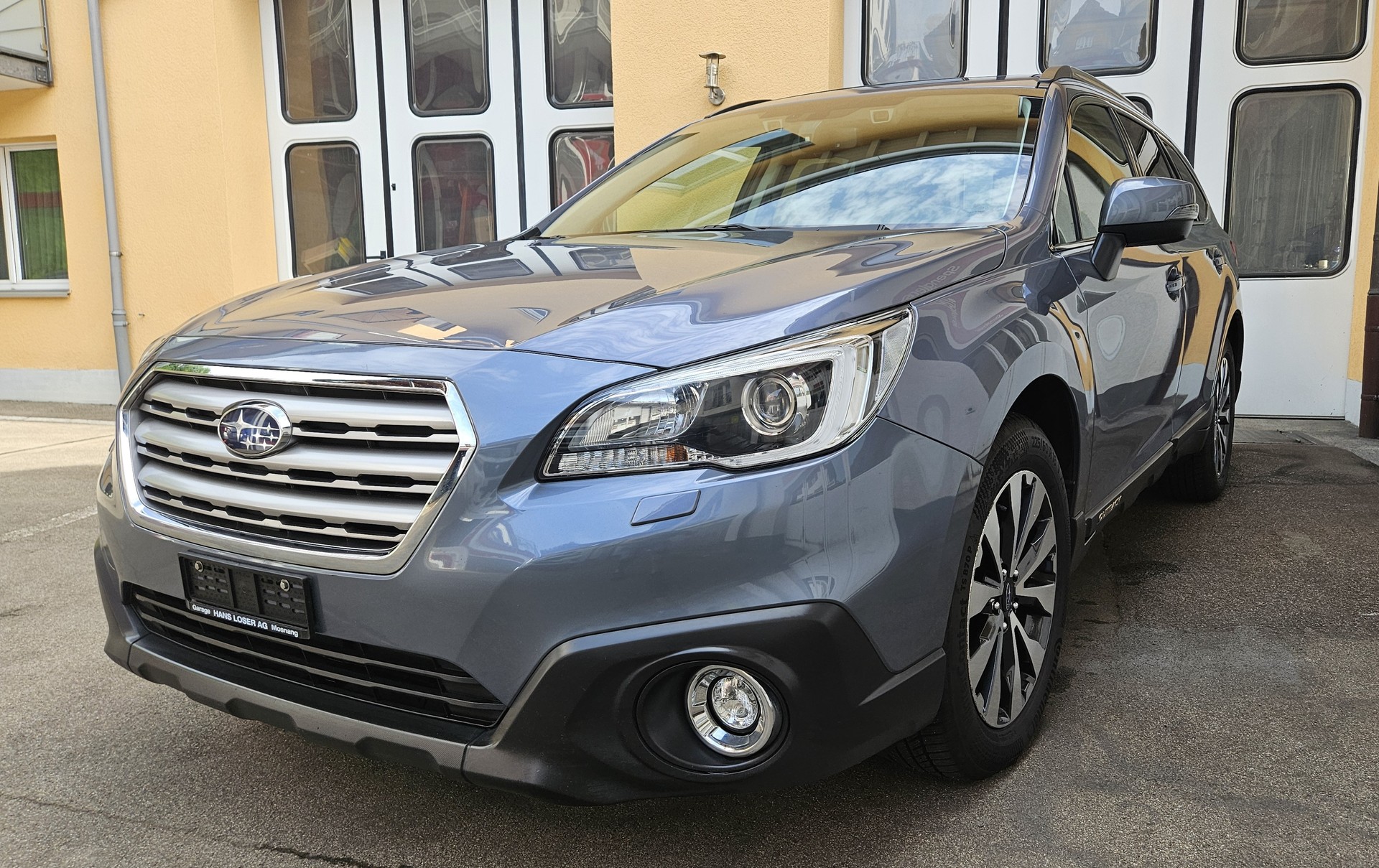 SUBARU Outback 2.5i Luxury AWD Lineartronic