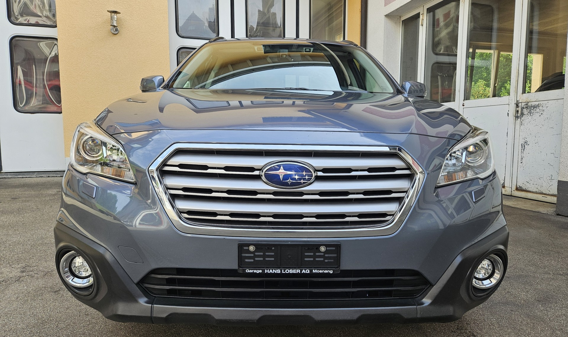 SUBARU Outback 2.5i Luxury AWD Lineartronic-showroom-element-1