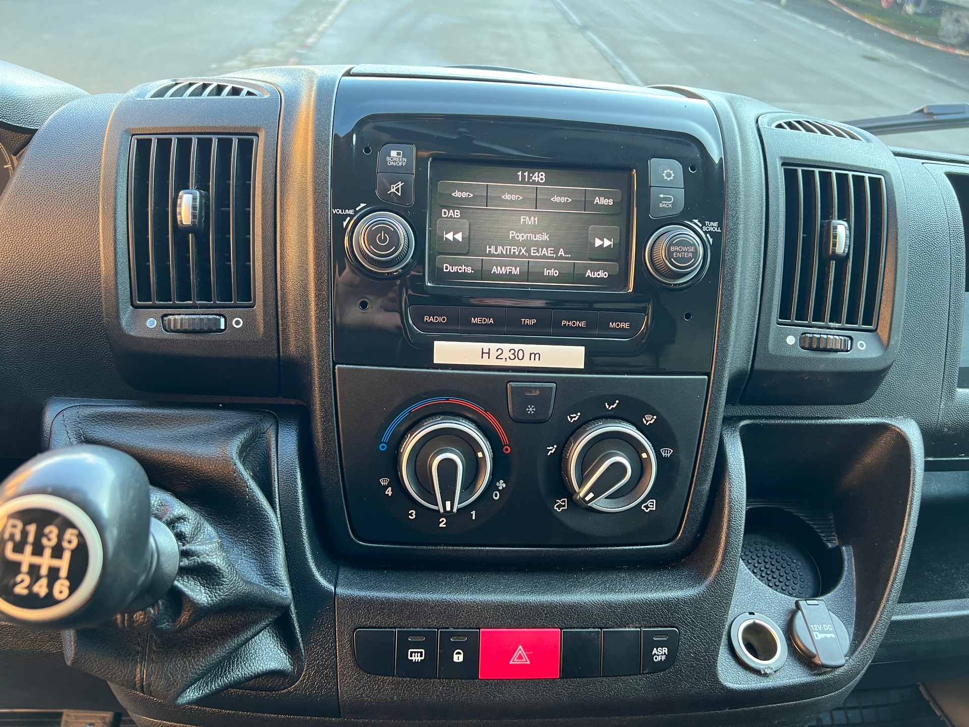 PEUGEOT Boxer 2.0 HDI 333 Active L1H1-image-8