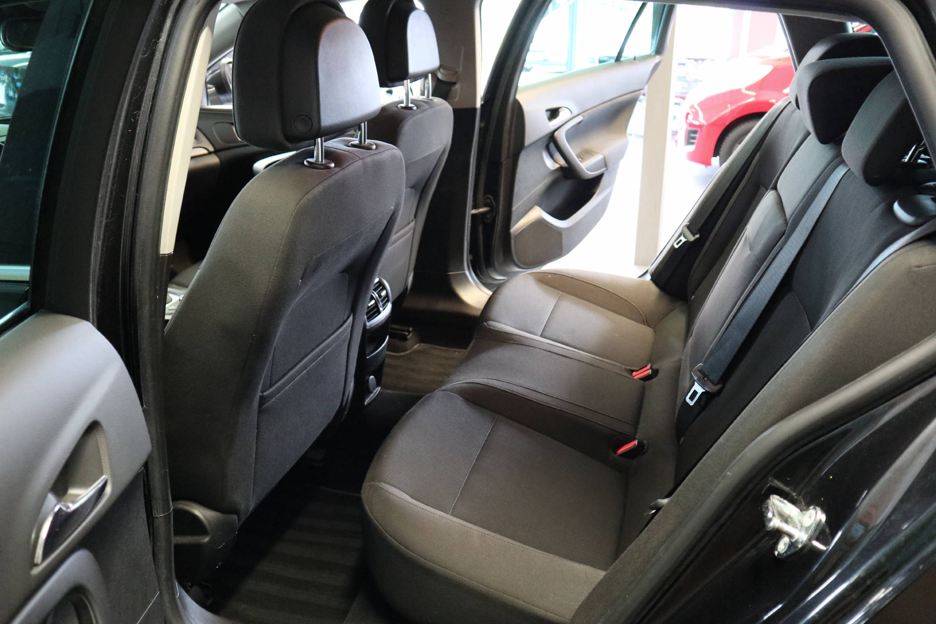 OPEL Insignia Sports Tourer 2.0 T Edition-image-10