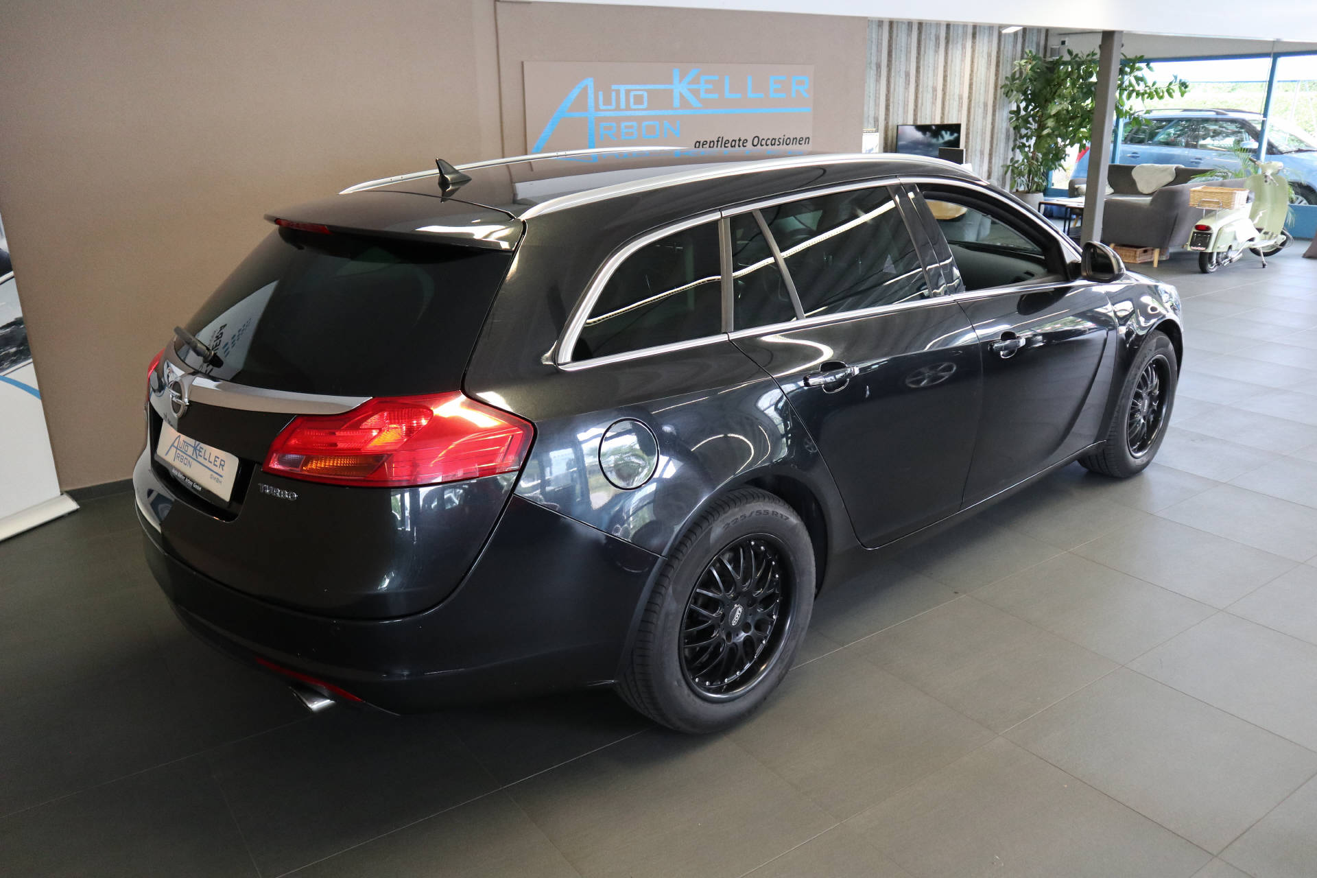 OPEL Insignia Sports Tourer 2.0 T Edition-image-6