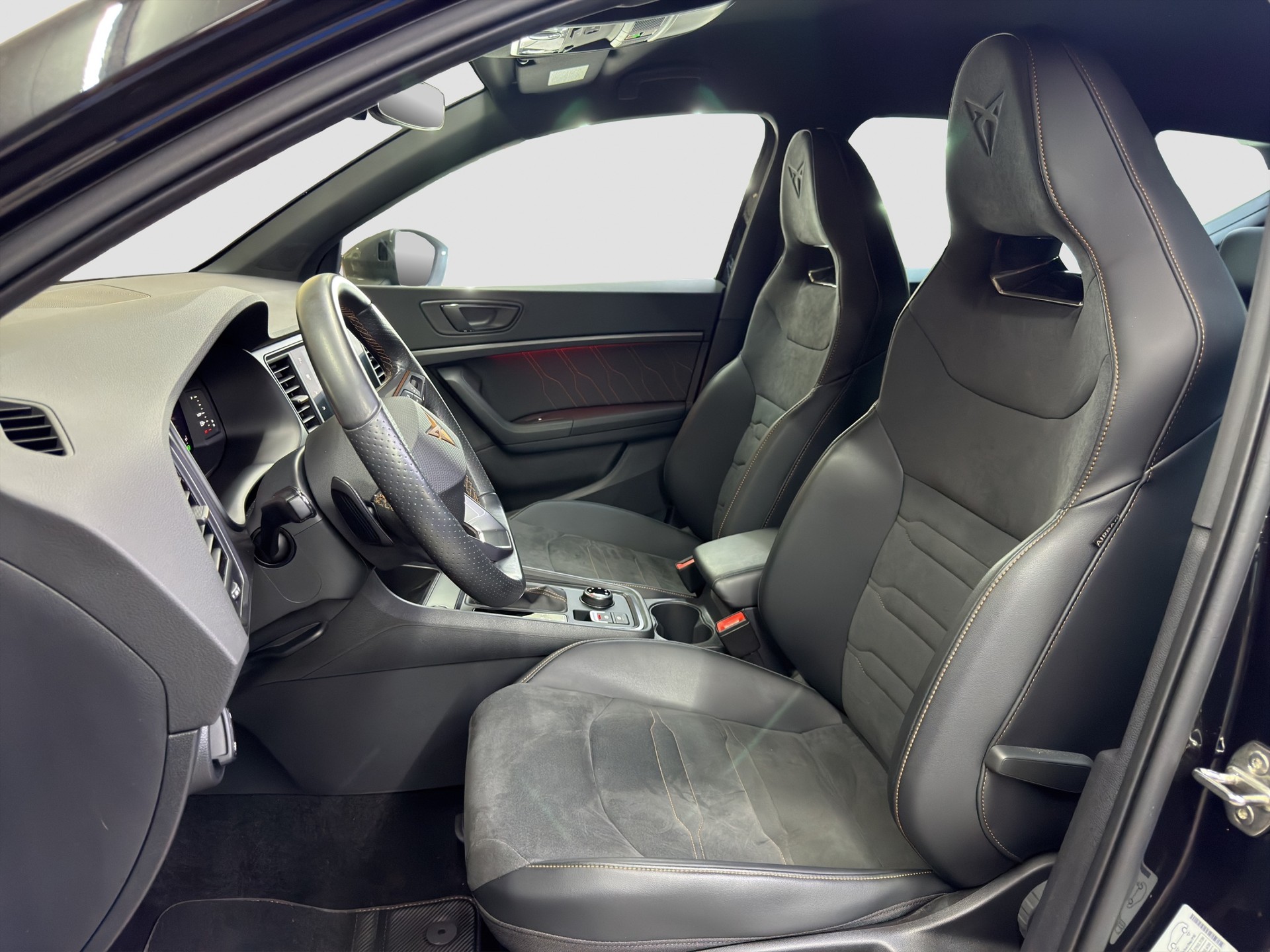 CUPRA Ateca 2.0TSI VZ 4Drive DSG-image-11