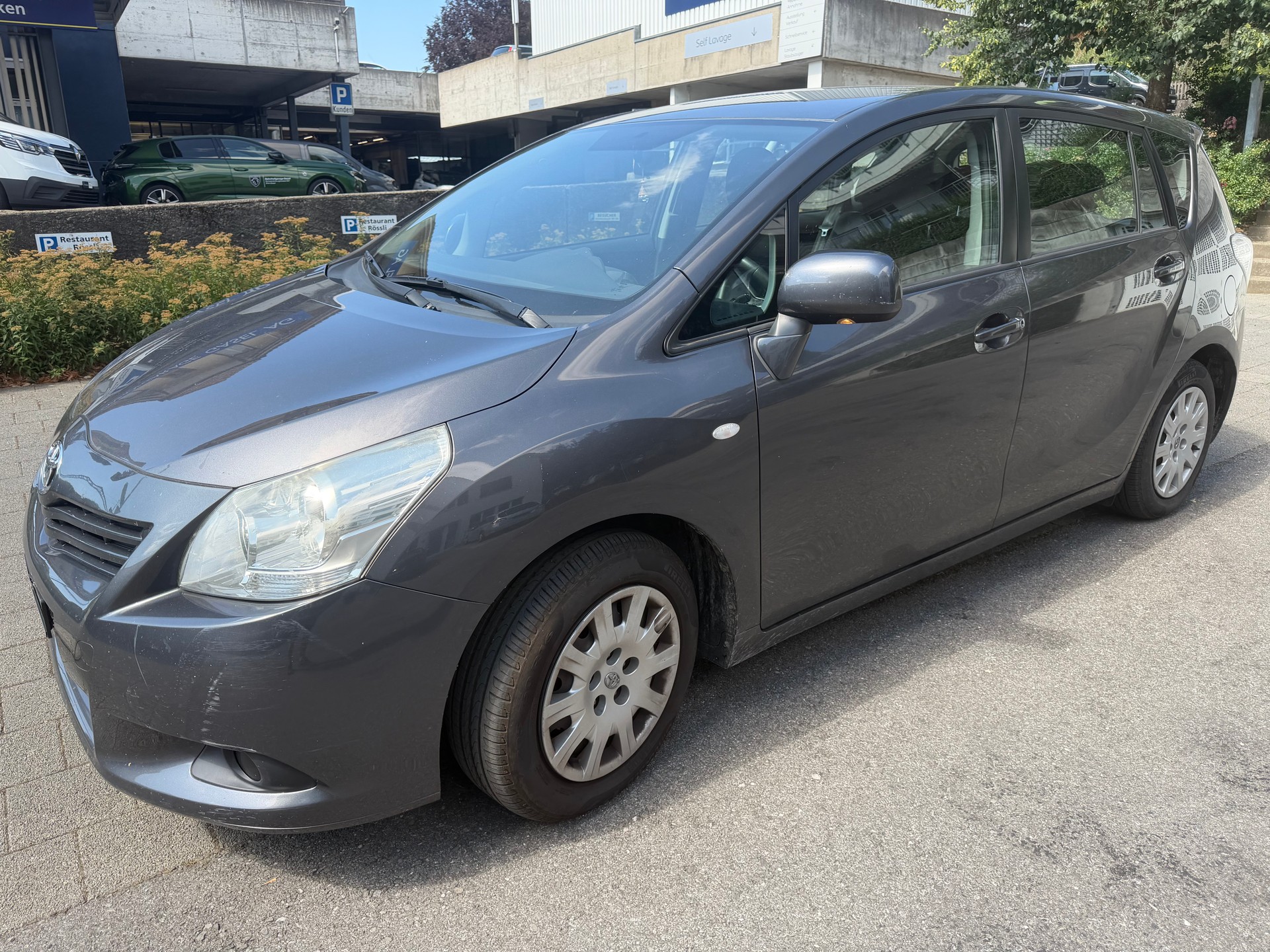TOYOTA Verso 1.8 Linea Sol Premium