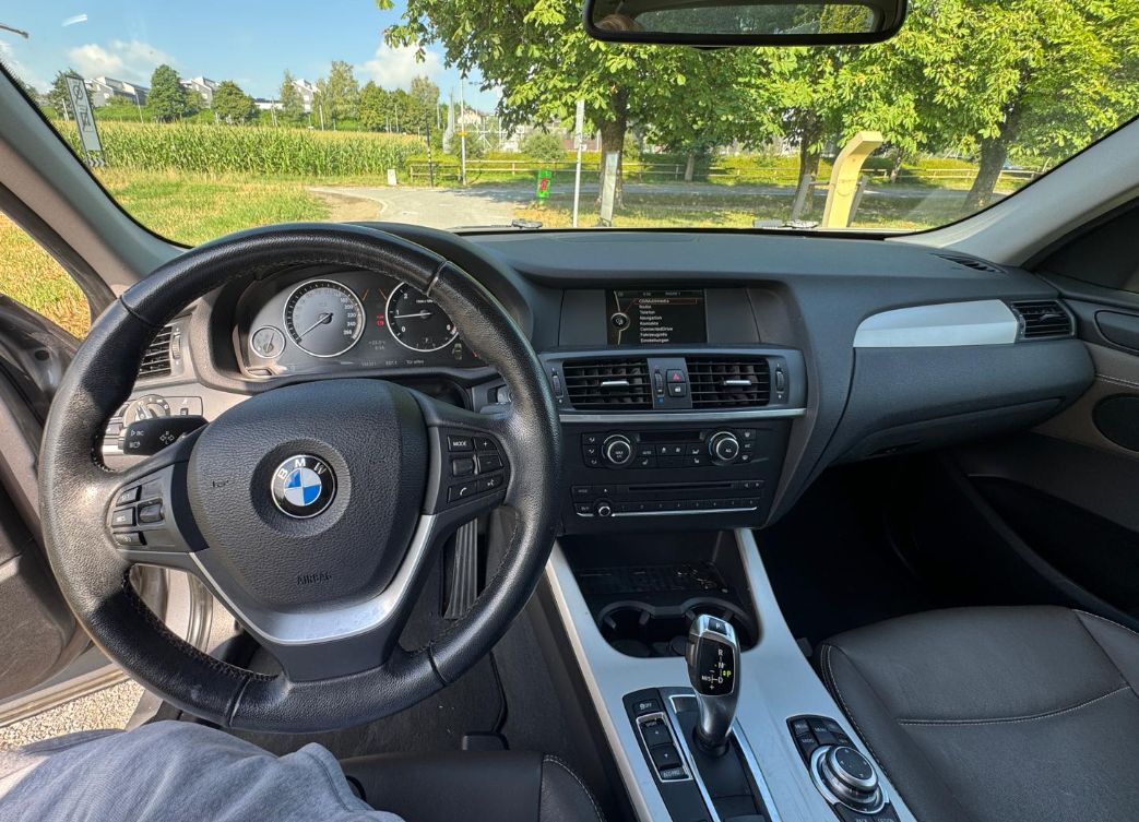 BMW X3 xDrive 20d Steptronic-image-10