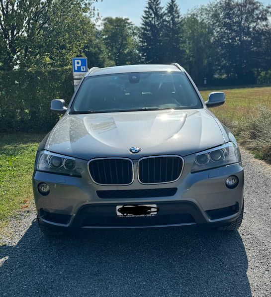 BMW X3 xDrive 20d Steptronic-showroom-element-2