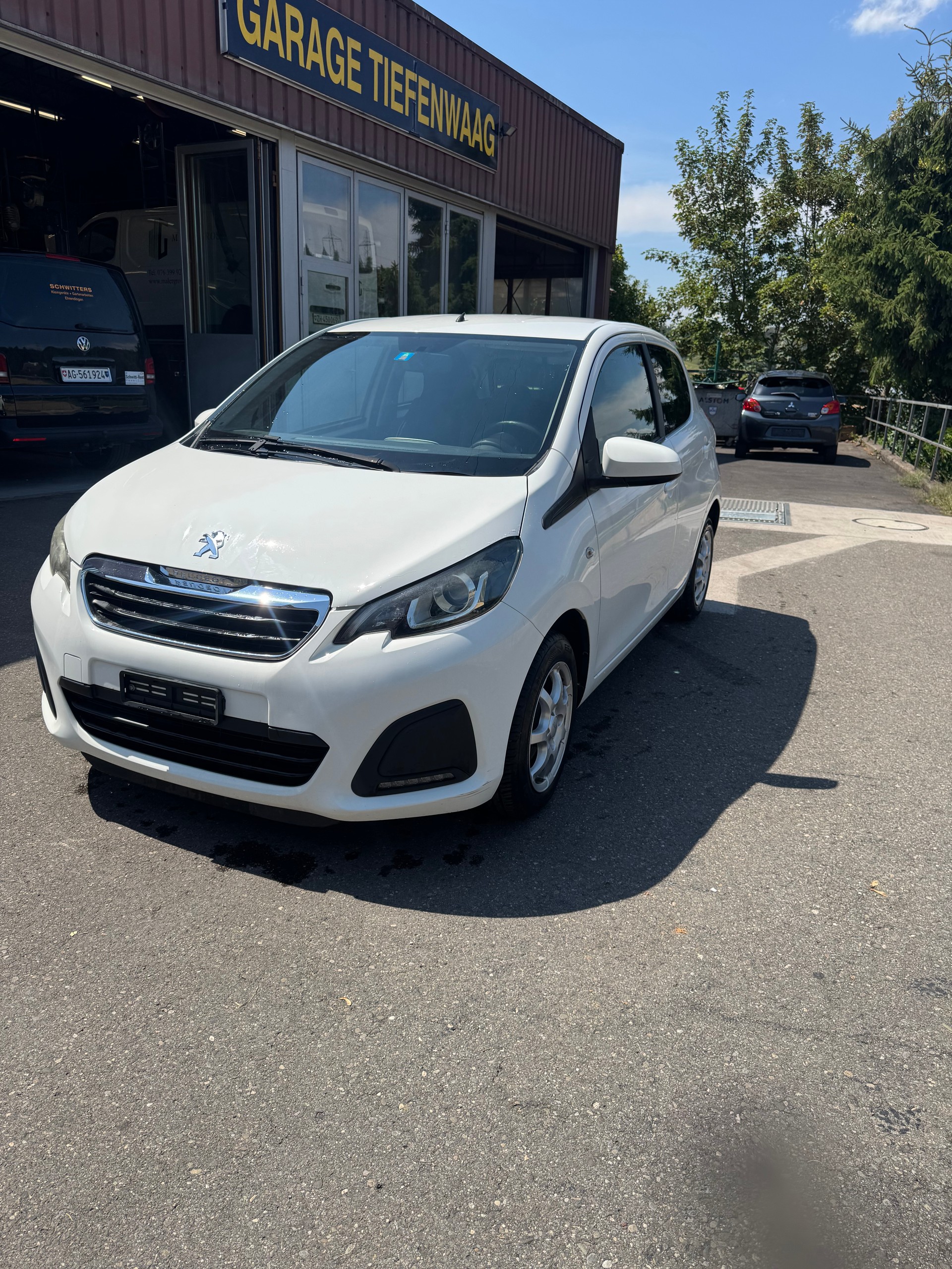 PEUGEOT 108 1.0 VTi Active-showroom-element-2