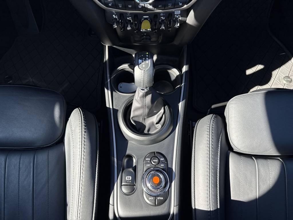 MINI Countryman Cooper SE ALL4 PHEV Steptronic-image-13