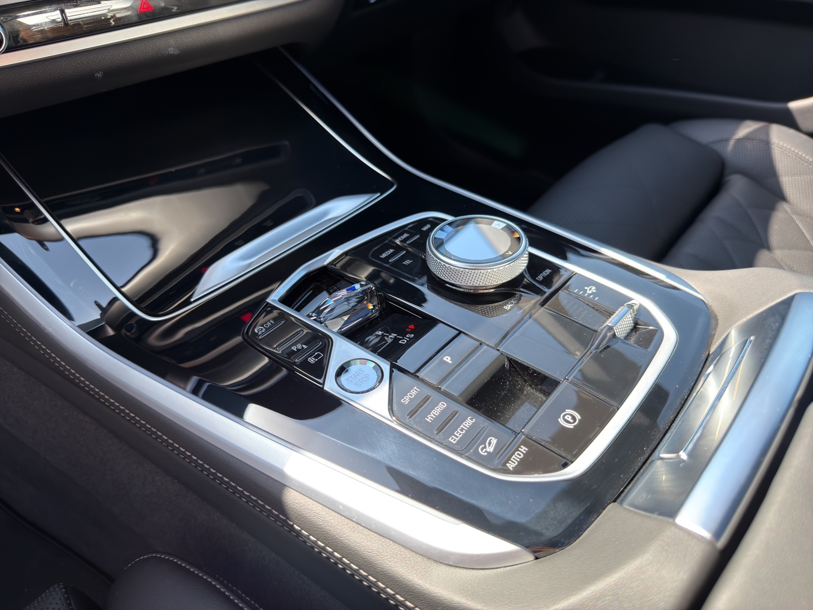 BMW X5 xDrive 50e M Sport Pro Steptronic-image-26