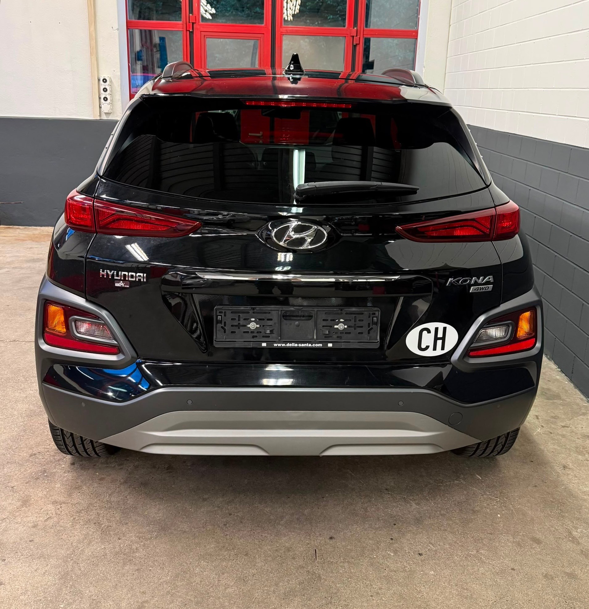 HYUNDAI Kona 1.6 T-GDi Amplia 4WD DCT //NEU AB MFK!-image-6