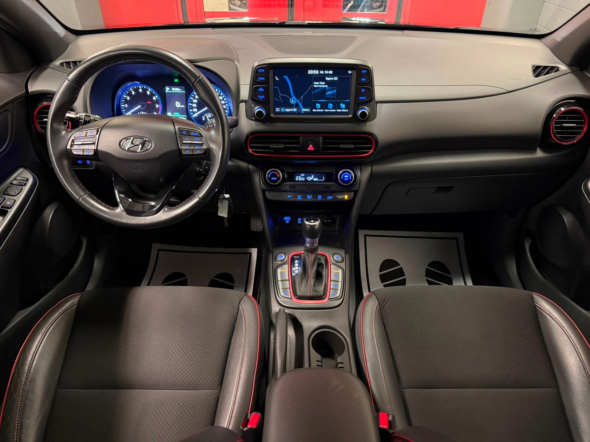 HYUNDAI Kona 1.6 T-GDi Amplia 4WD DCT //NEU AB MFK!-image-8