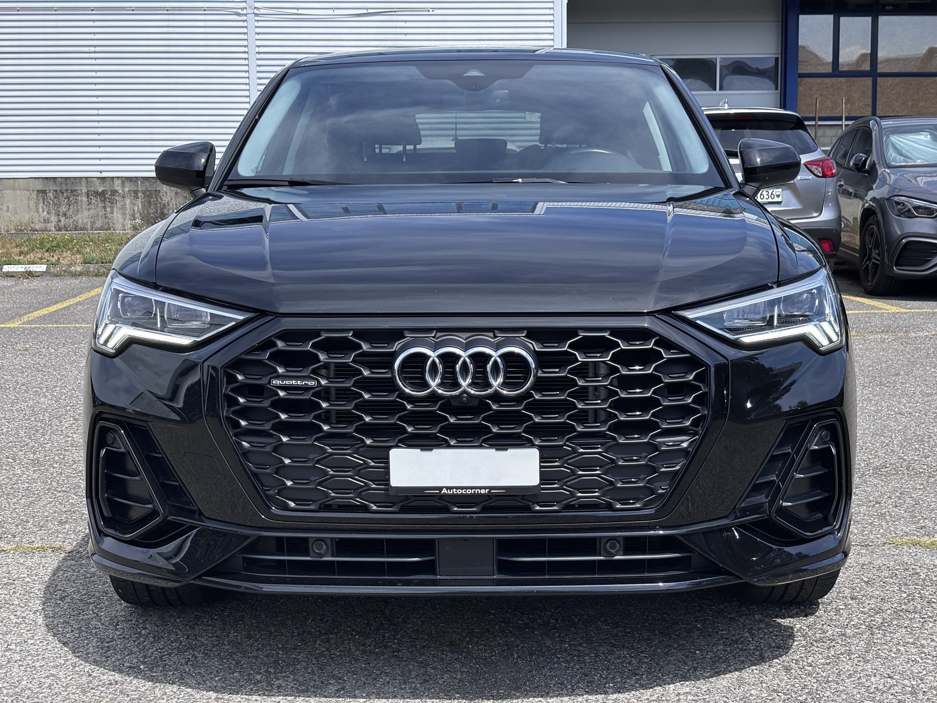 AUDI Q3 Sportback 45 TFSI S line quattro S-tronic-showroom-element-1