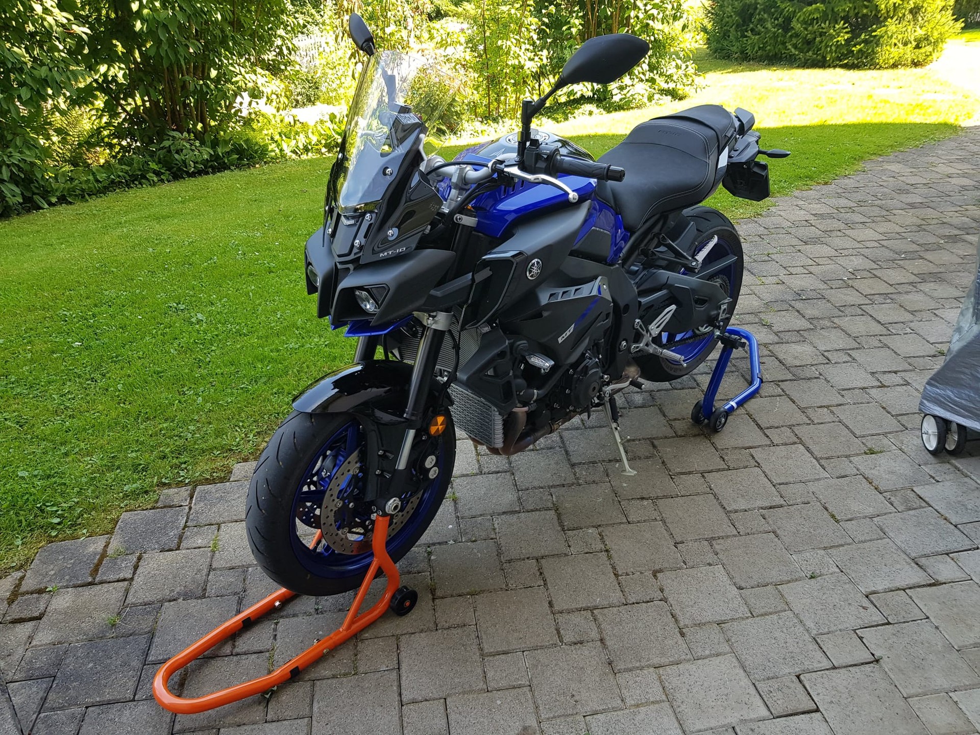 YAMAHA MT-10 ABS-image-1