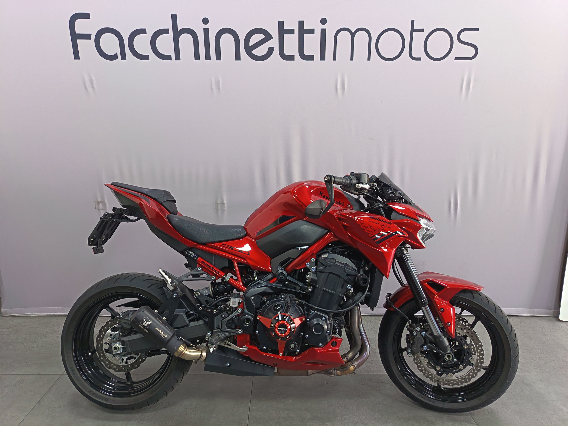 KAWASAKI Z 900-image-0