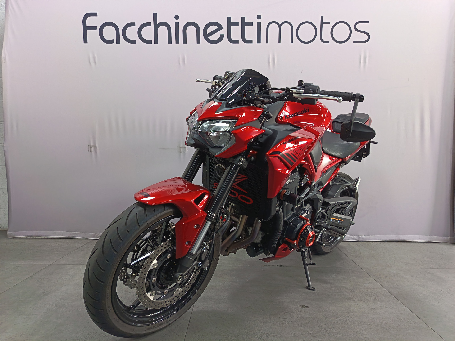 KAWASAKI Z 900-image-2