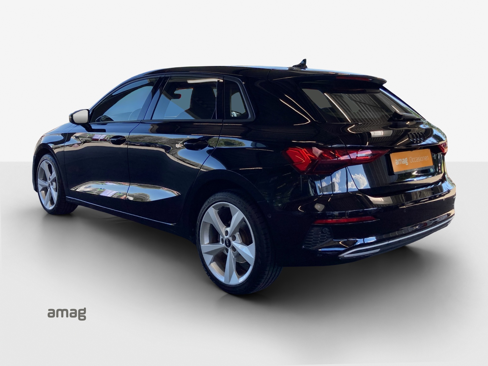AUDI A3 Sportback 35 TFSI advanced Attraction S-tronic-showroom-element-2