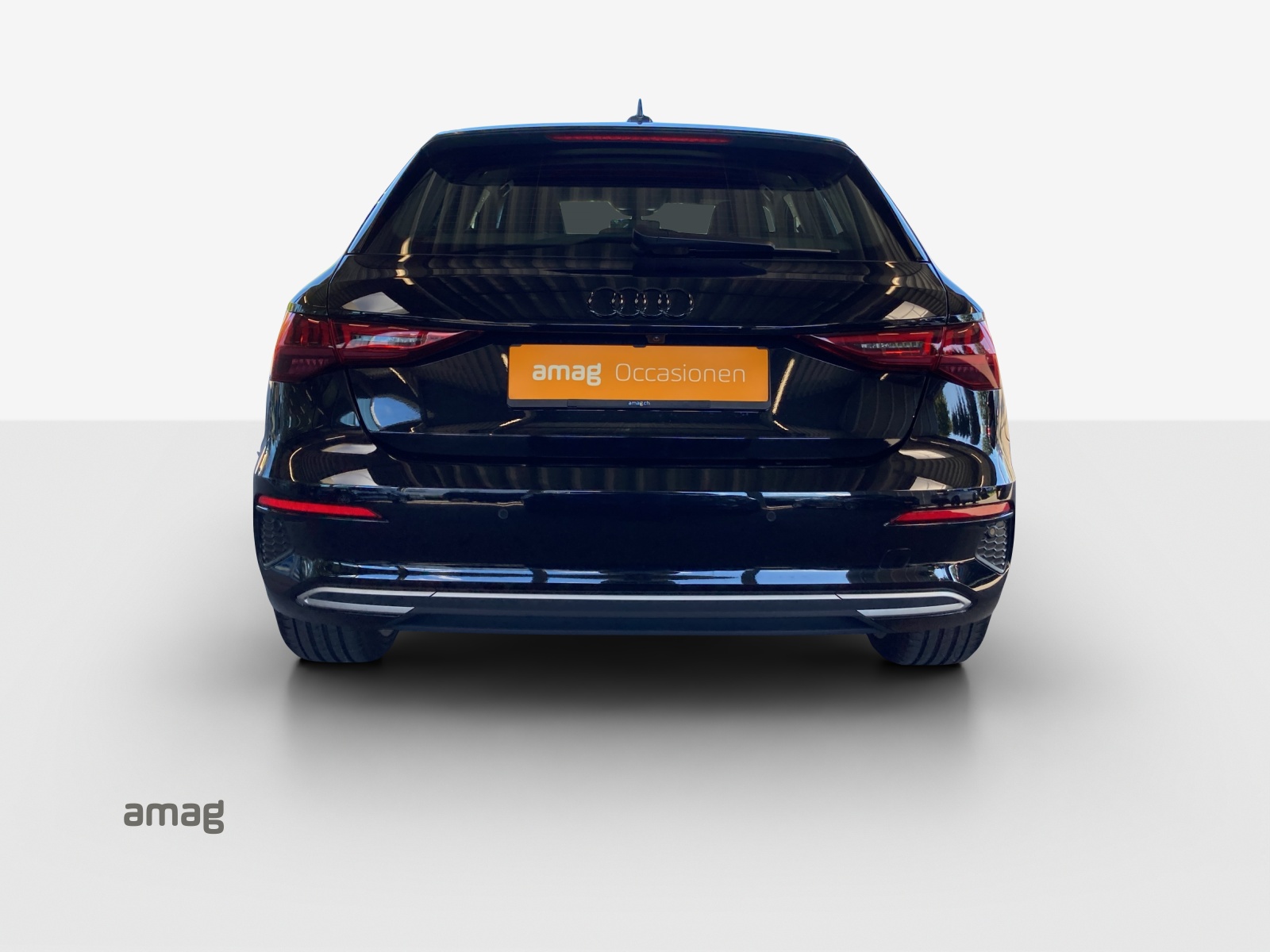 AUDI A3 Sportback 35 TFSI advanced Attraction S-tronic-showroom-element-3