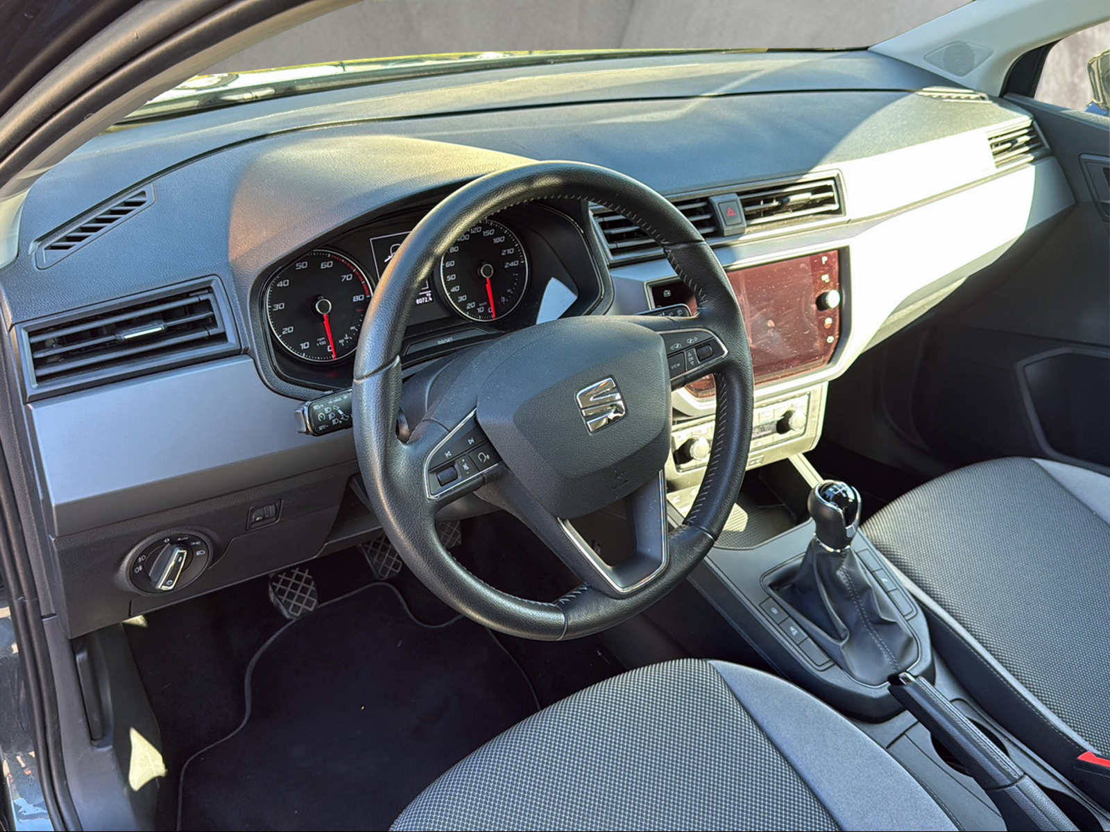 SEAT Ibiza 1.0 EcoTSI Last Edition-image-9