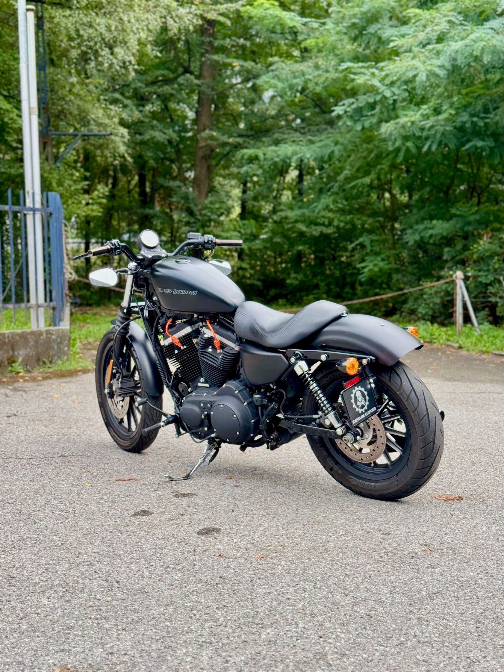 HARLEY-DAVIDSON XL 883 N Sportster Iron-image-3