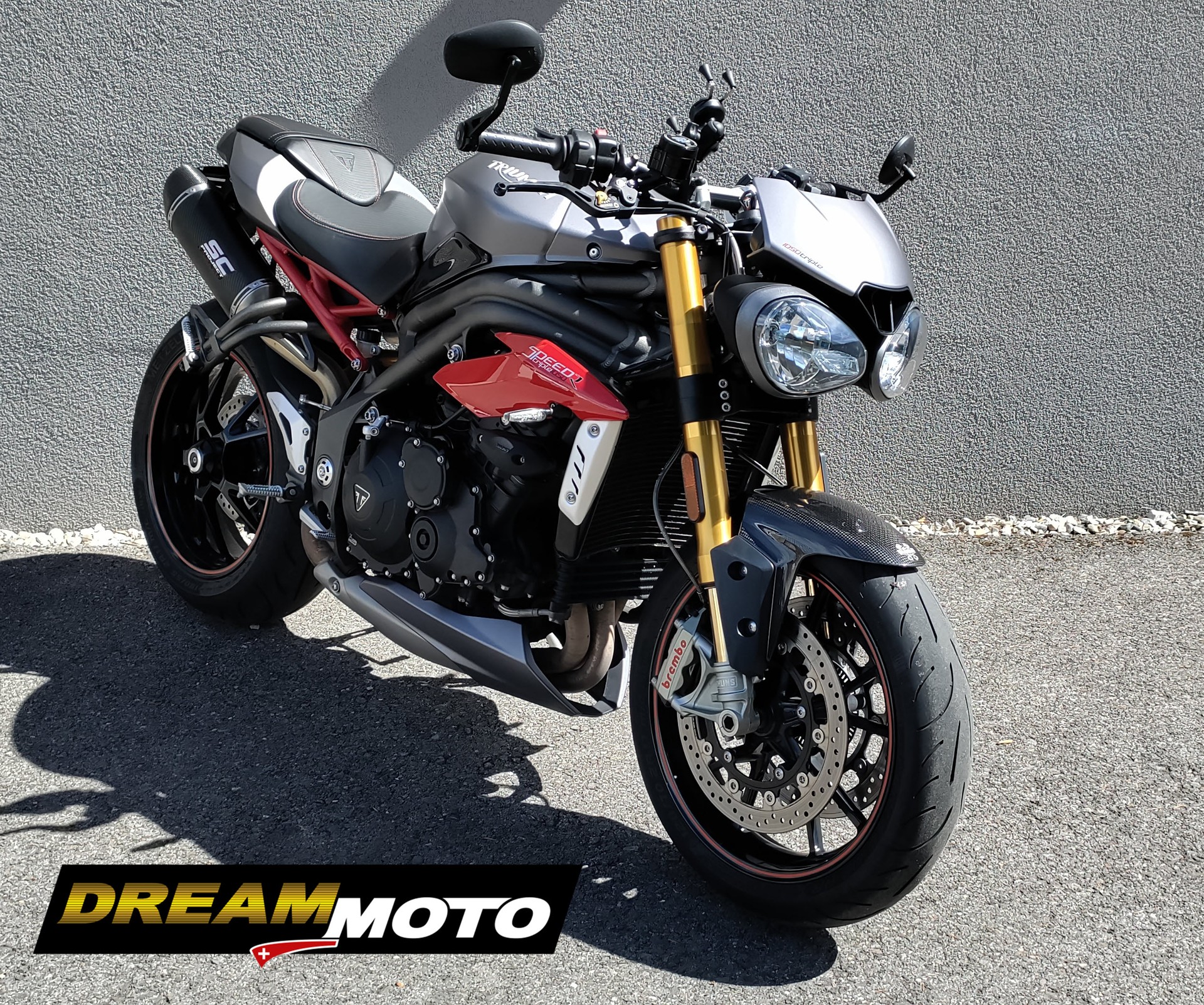 TRIUMPH Speed Triple R 1050 ABS-image-1