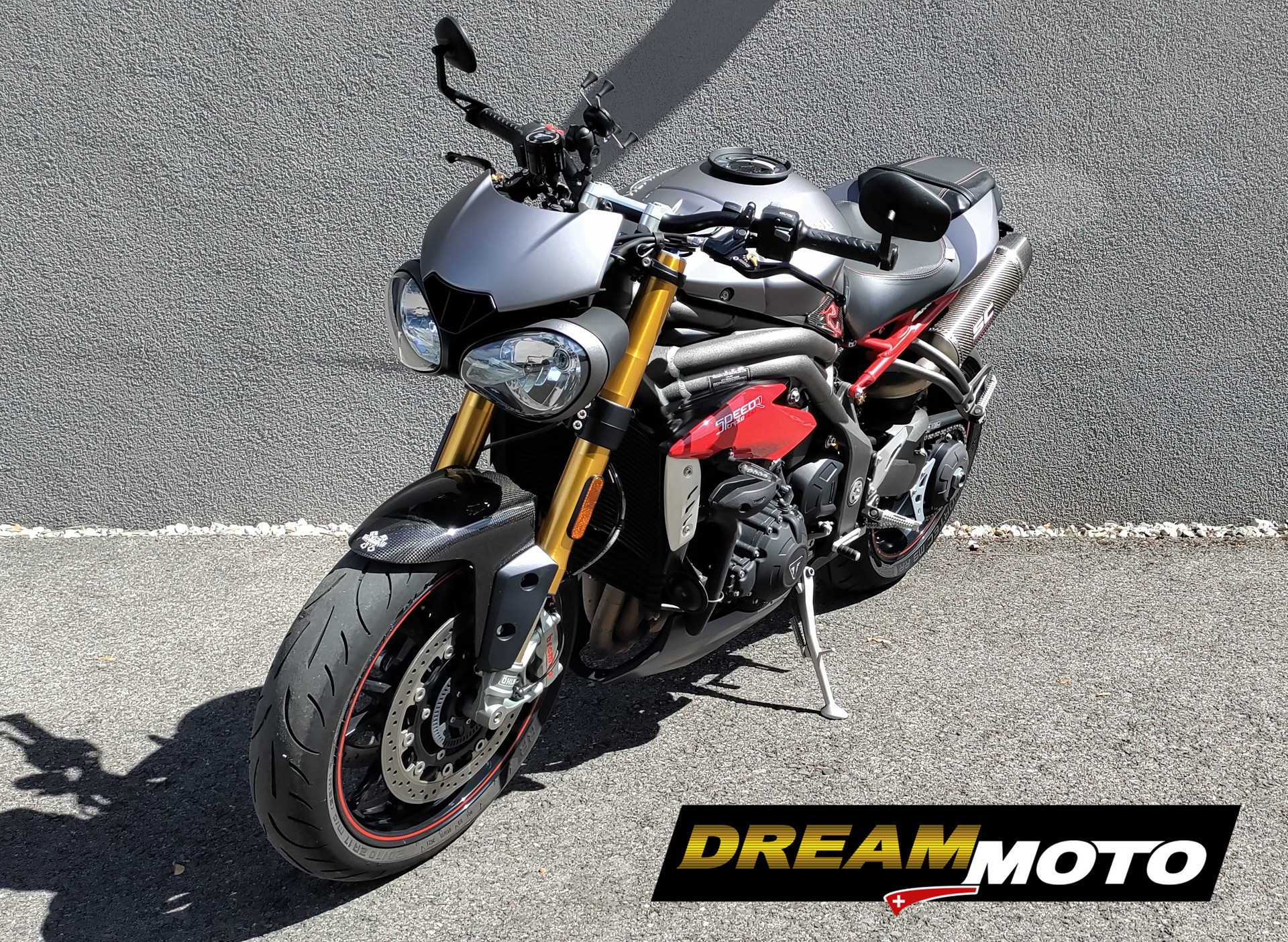 TRIUMPH Speed Triple R 1050 ABS-image-2