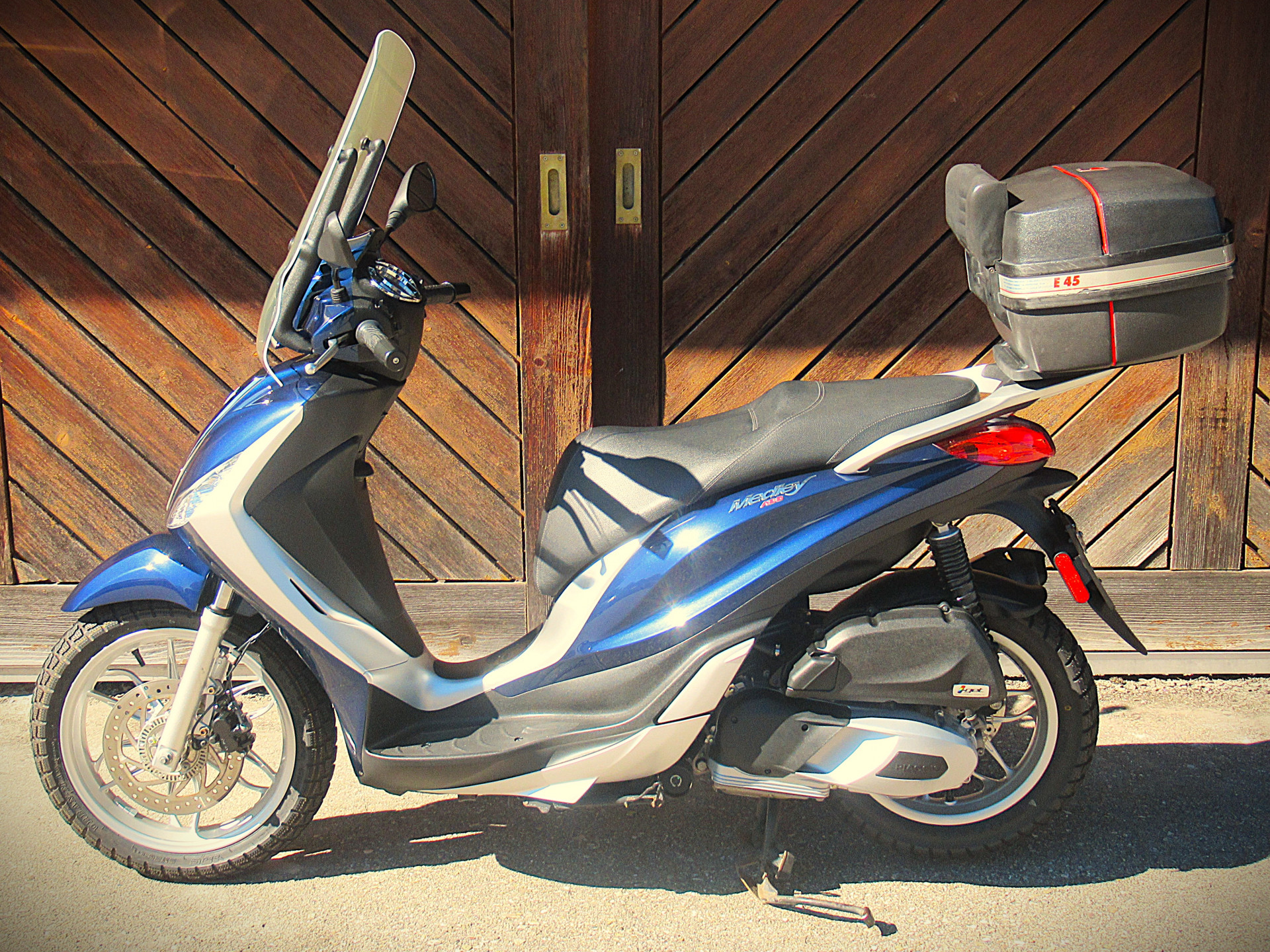 PIAGGIO Medley 125-image-6