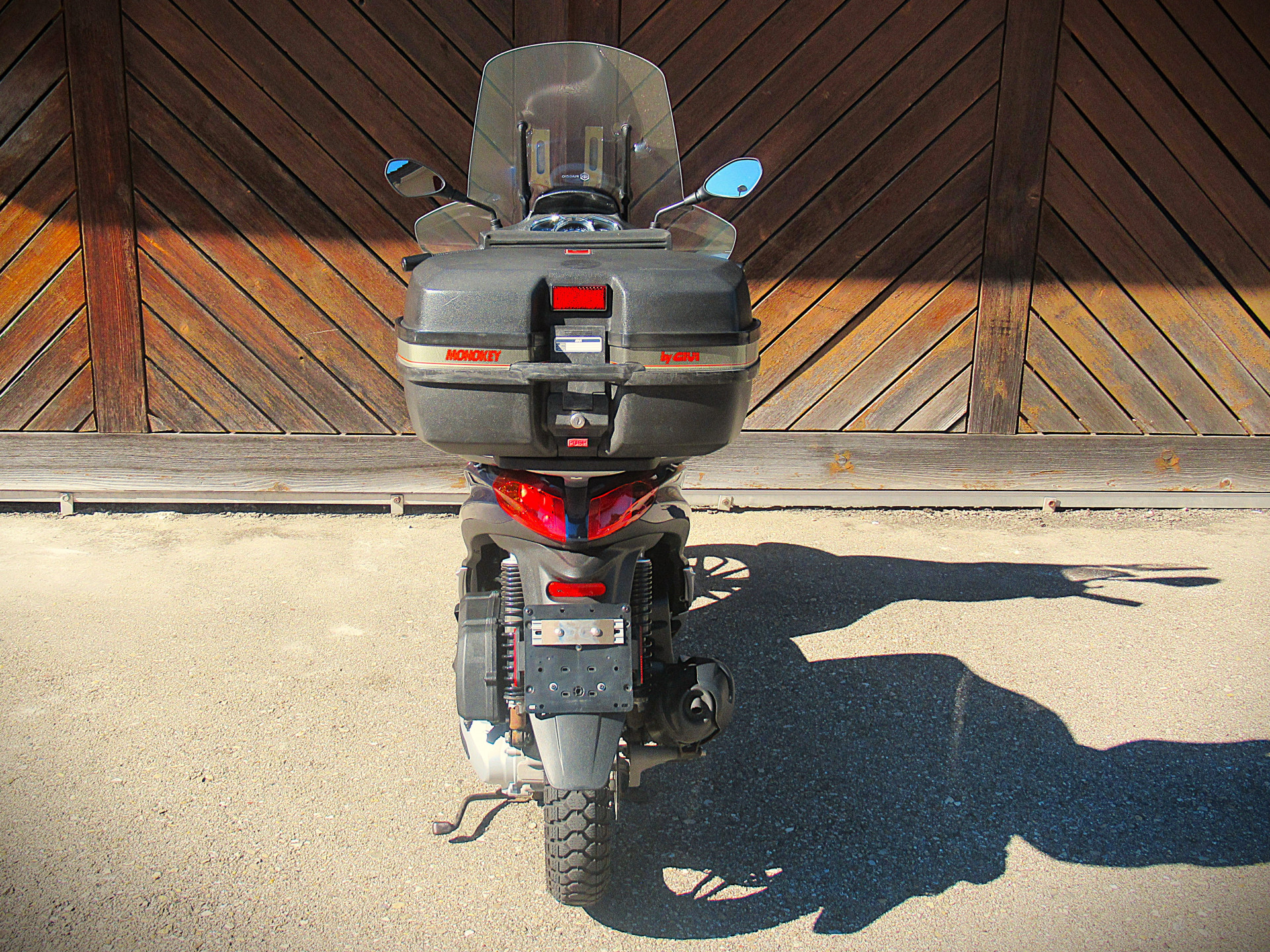 PIAGGIO Medley 125-image-8