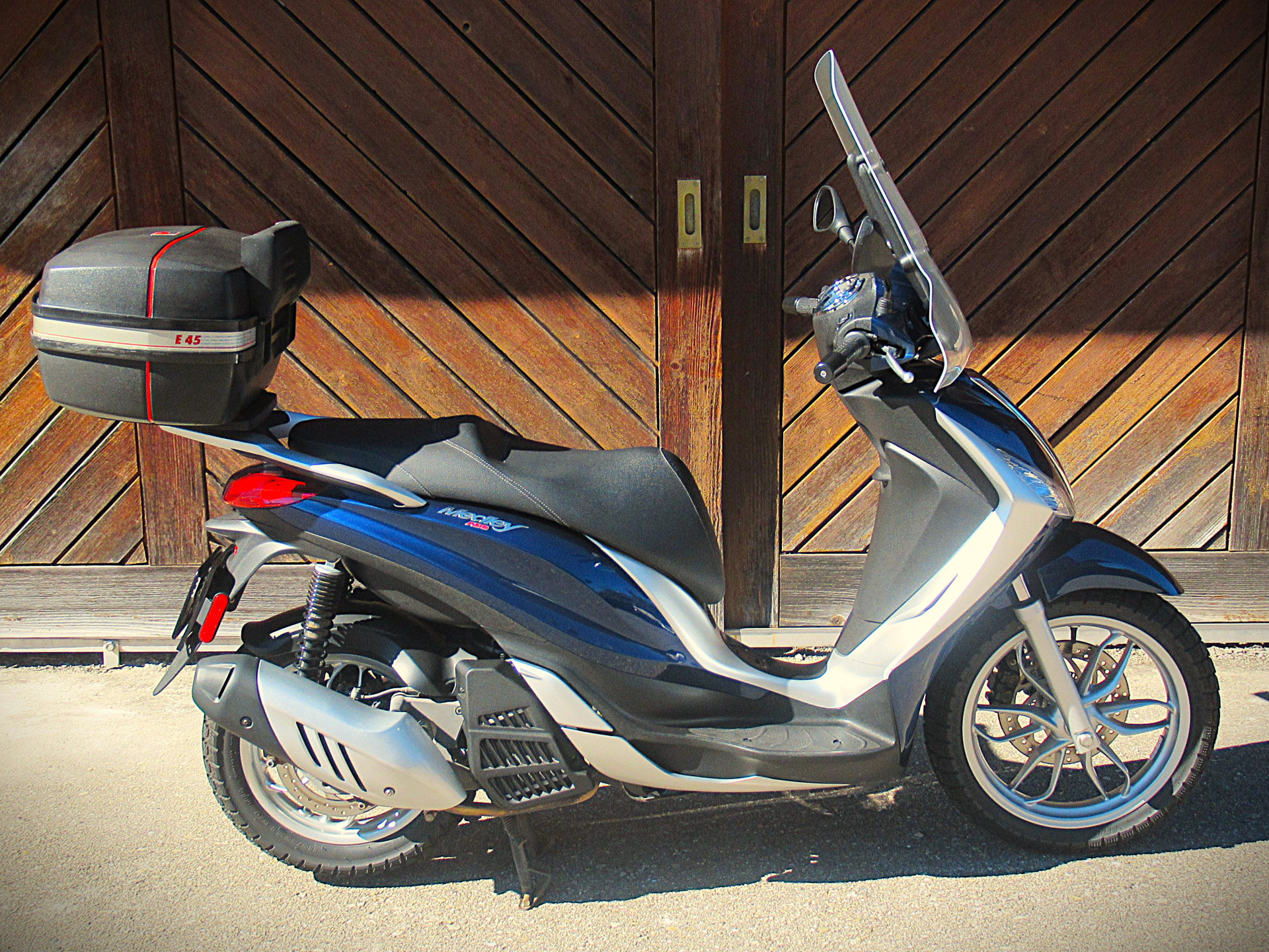 PIAGGIO Medley 125-image-1