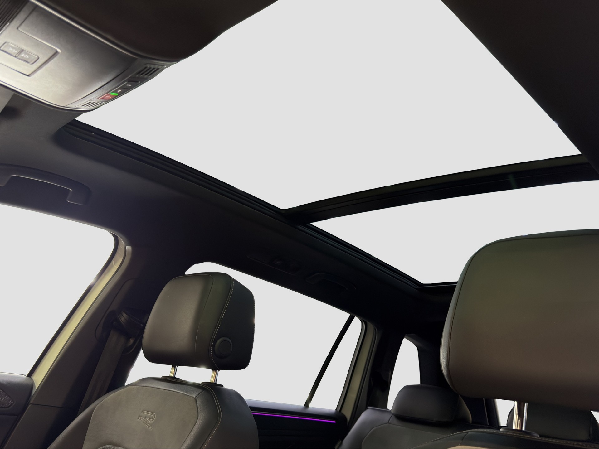 VW Tiguan Allspace 2.0TSI R-Line 4Motion DSG-image-13
