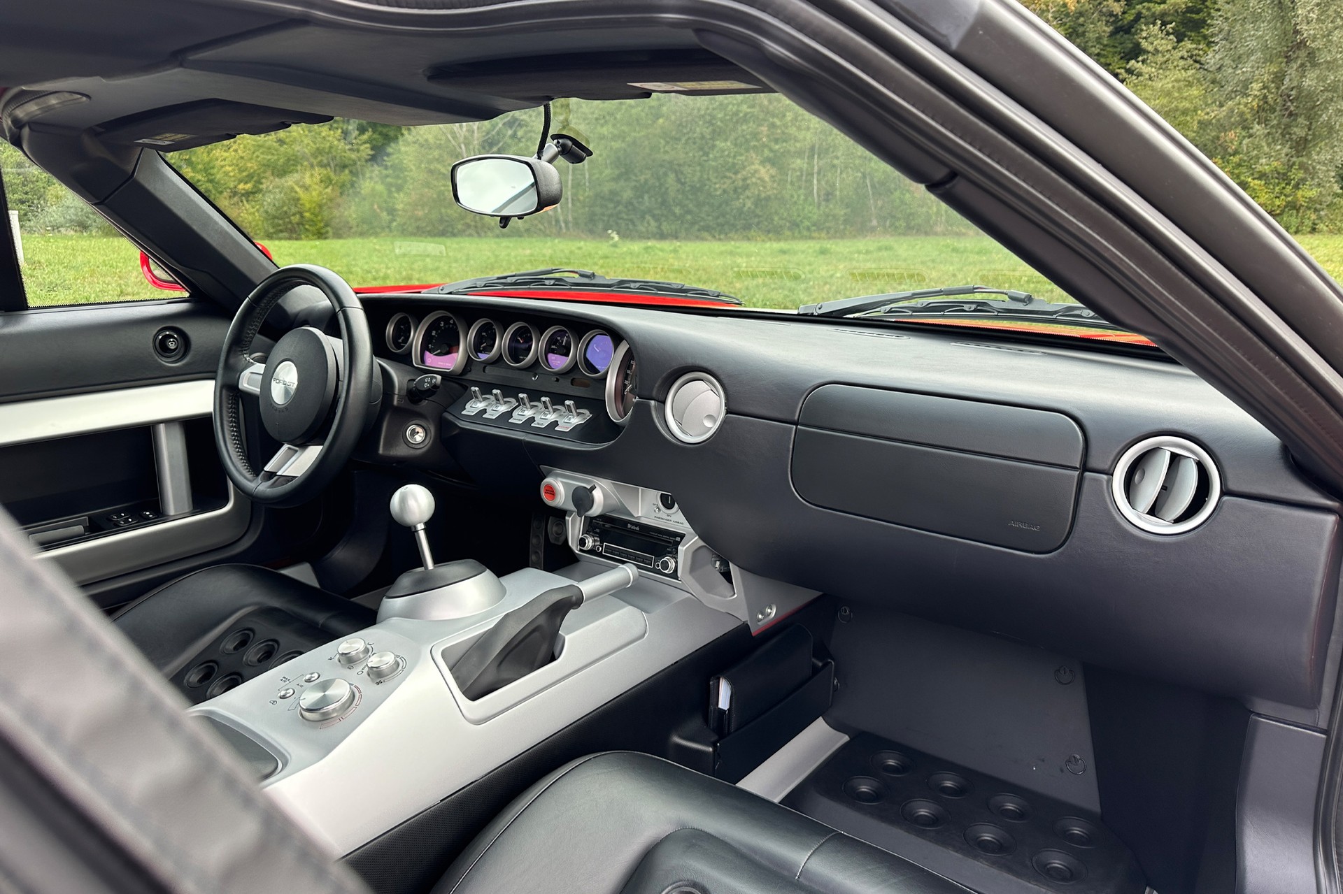 FORD GT-image-11