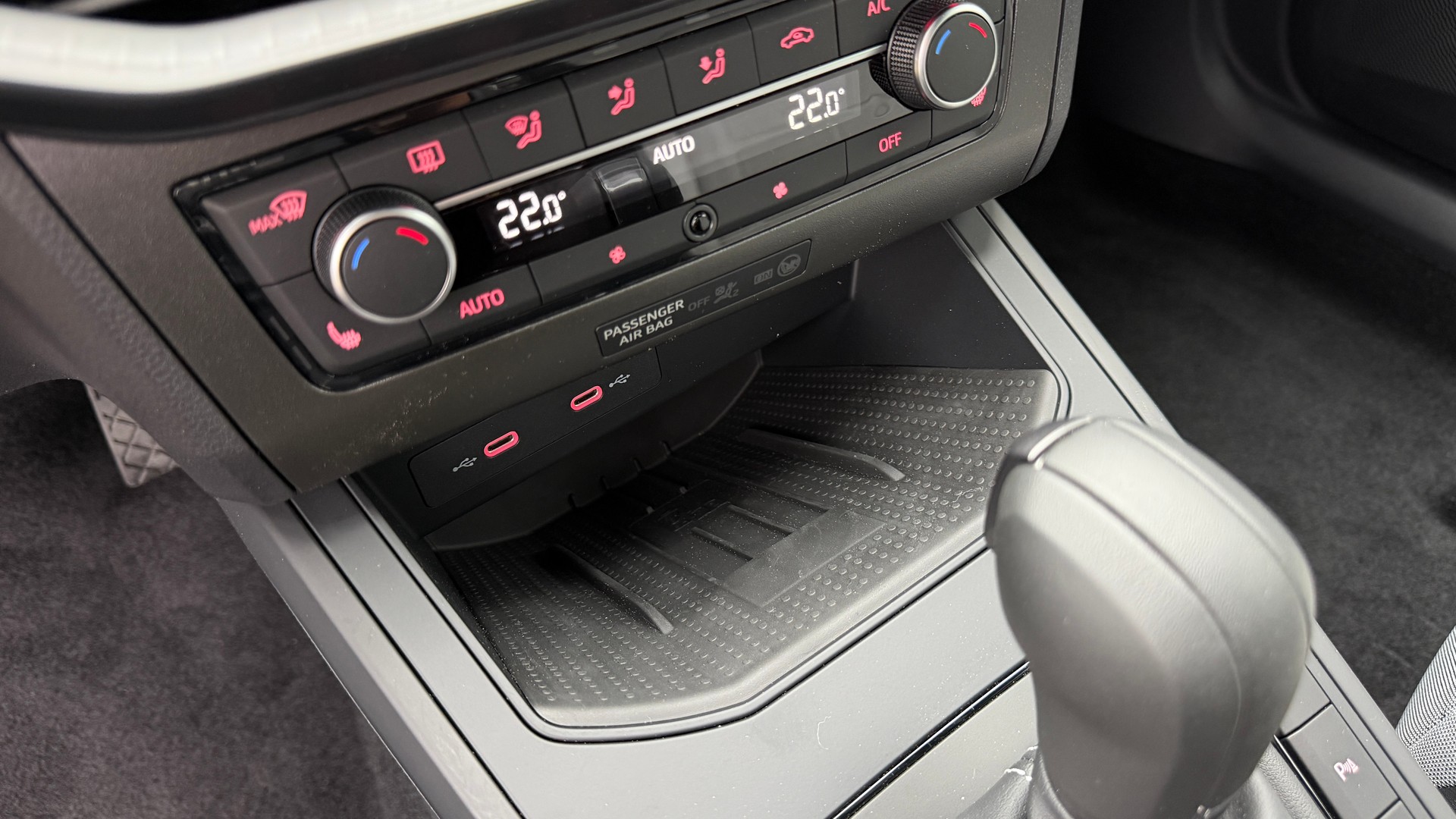 SEAT Ibiza 1.0 EcoTSI FR DSG/ Sportsitze! / Seat Neuwagen Garantie 10Jahre 200000km! / Aktion: Gratis Alu-Winterradsatz inklusive!-image-19