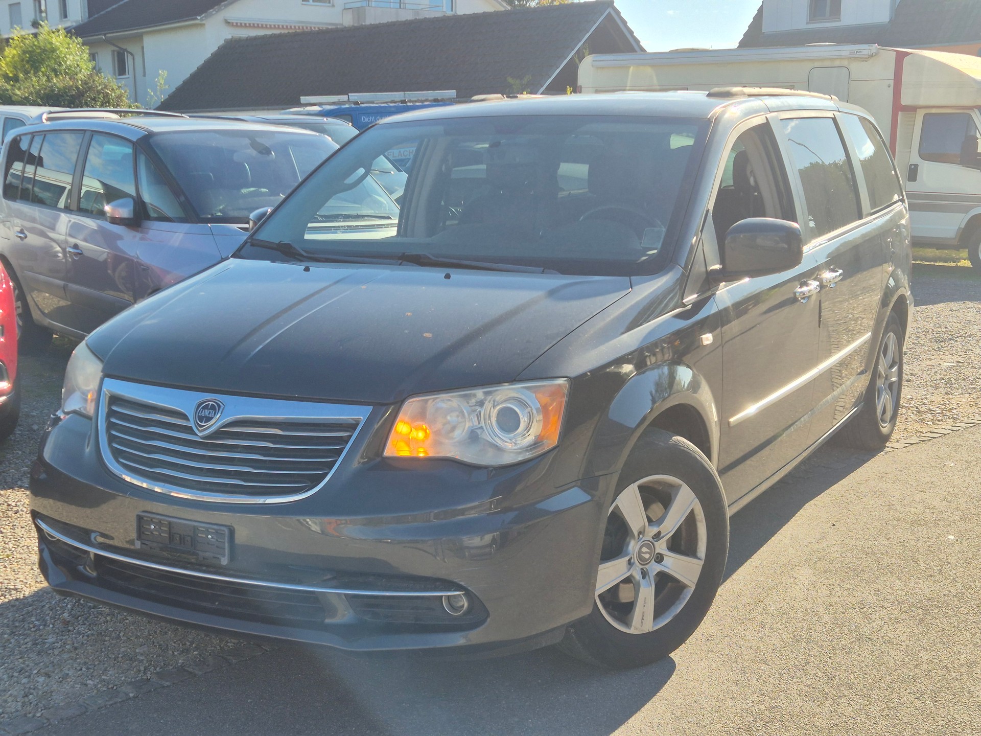 LANCIA Voyager MFK Diesel Automat Klima 7 plätze Top Zustand