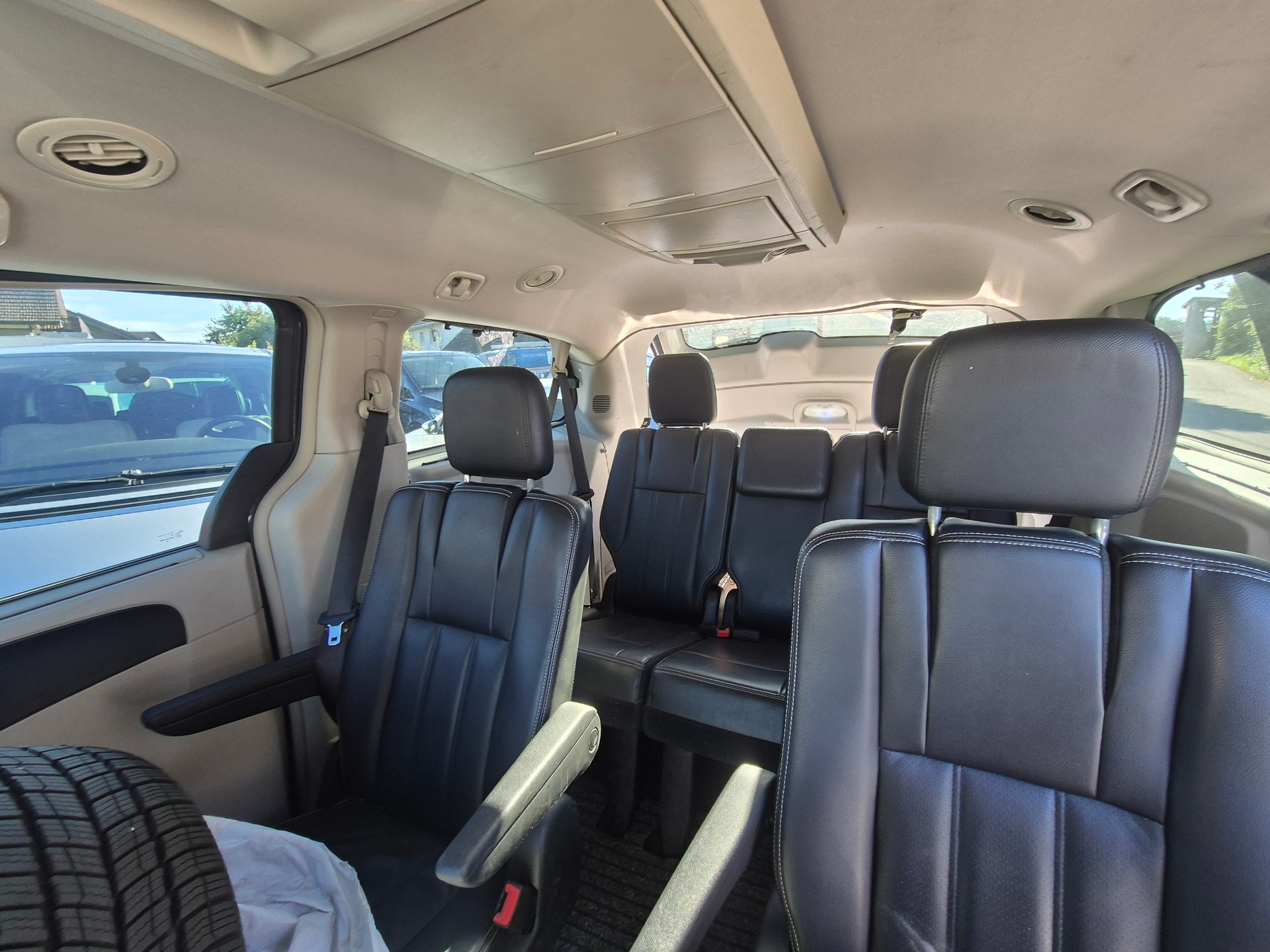 LANCIA Voyager MFK Diesel Automat Klima 7 plätze Top Zustand-image-5