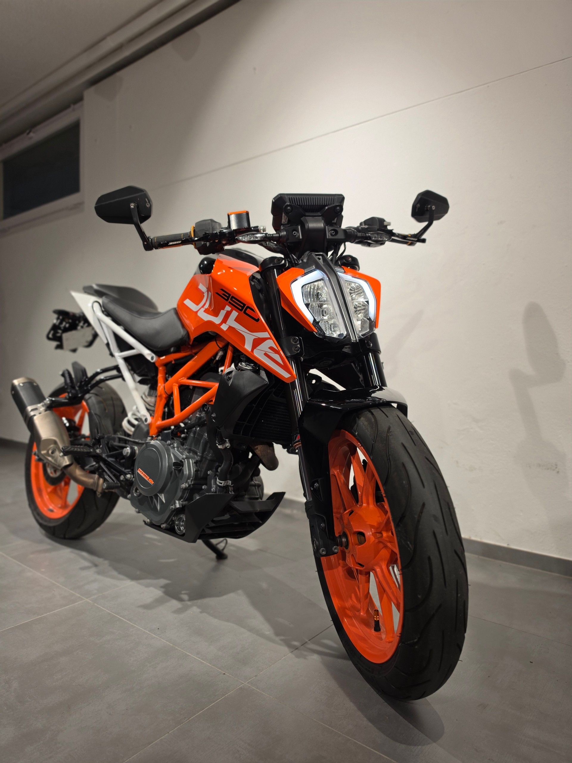 KTM 390 Duke ABS-image-1