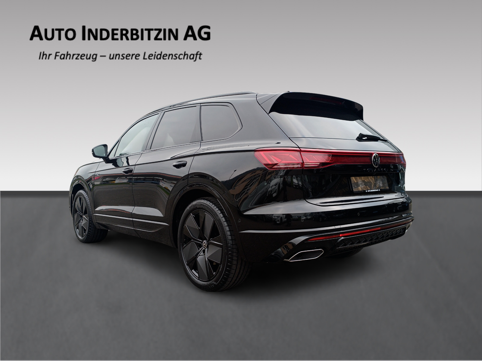 VW Touareg 3.0 TSI R-Line Tiptronic-image-4