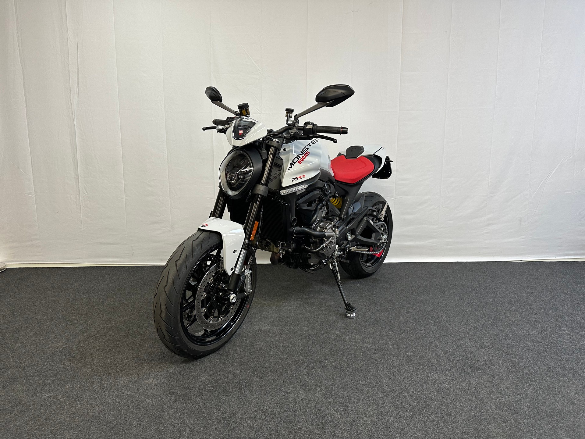 DUCATI Monster + 937-image-3