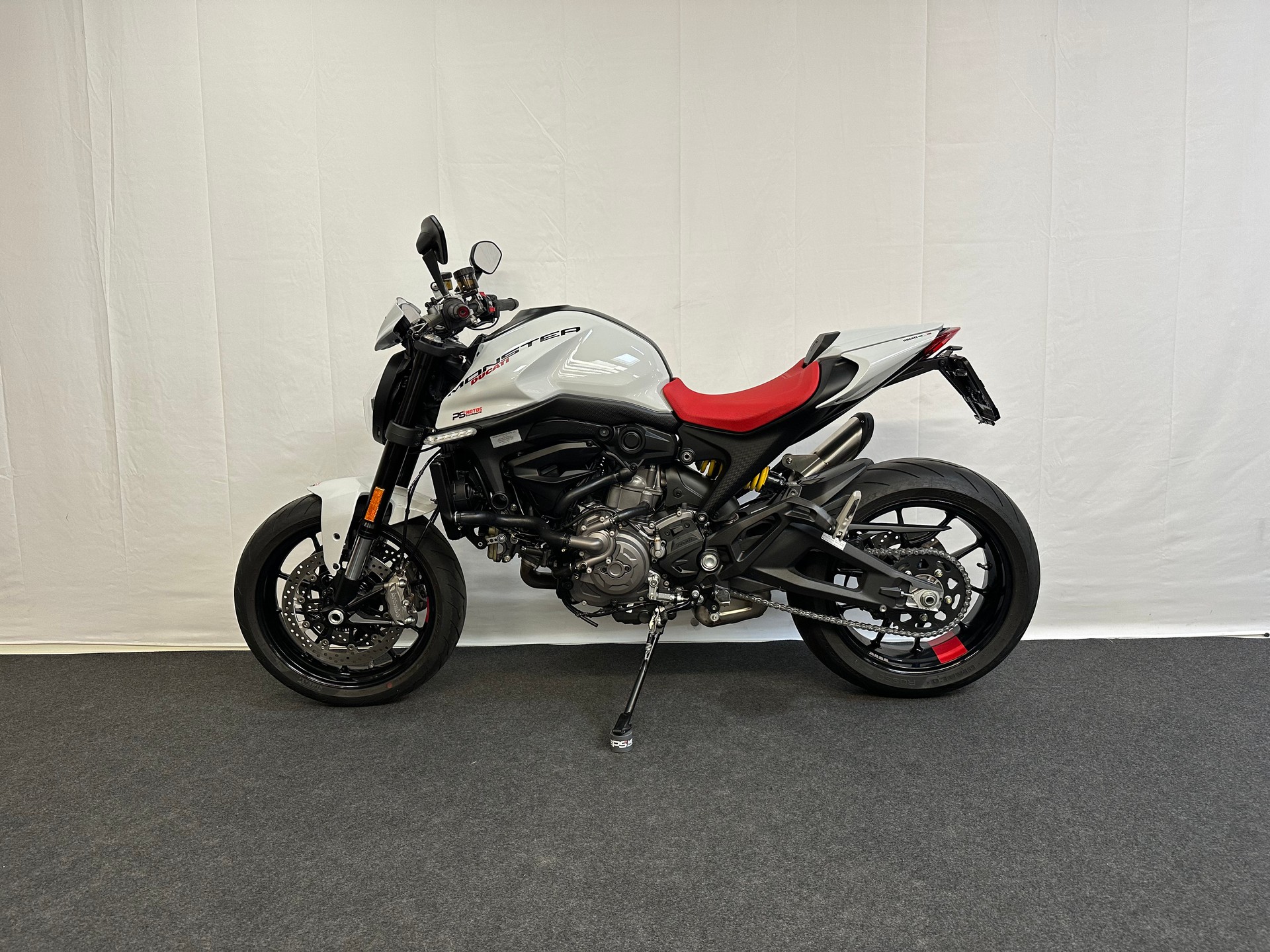 DUCATI Monster + 937-image-4