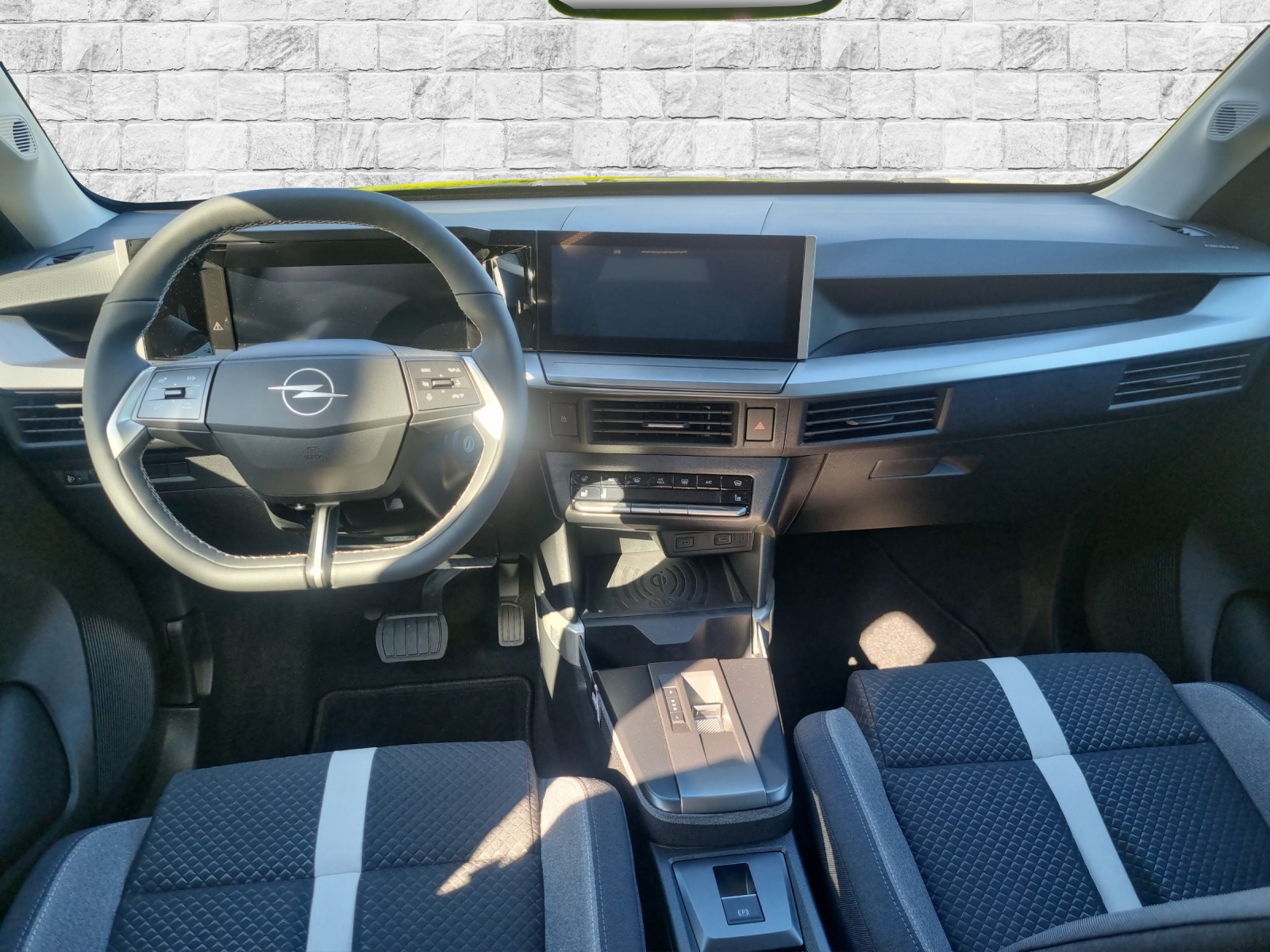 OPEL Frontera 1.2 T HEV 145 GS-image-5