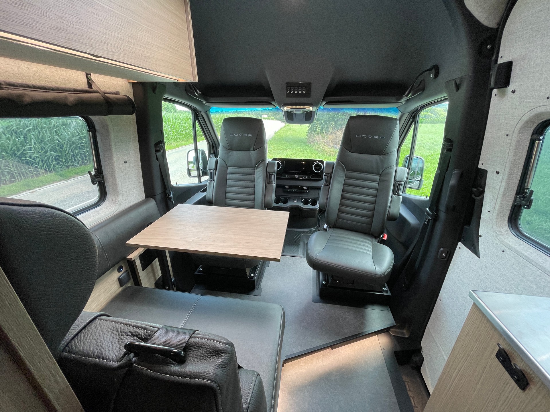 MERCEDES-BENZ Sprinter 4x4 Dovra RIG X-610-image-12