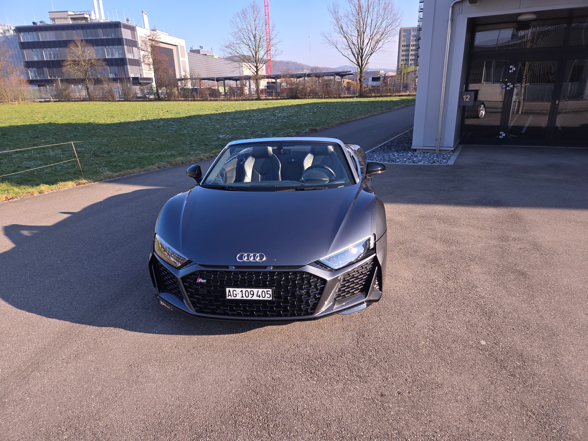 AUDI R8 Spyder performance S-Tronic-image-14