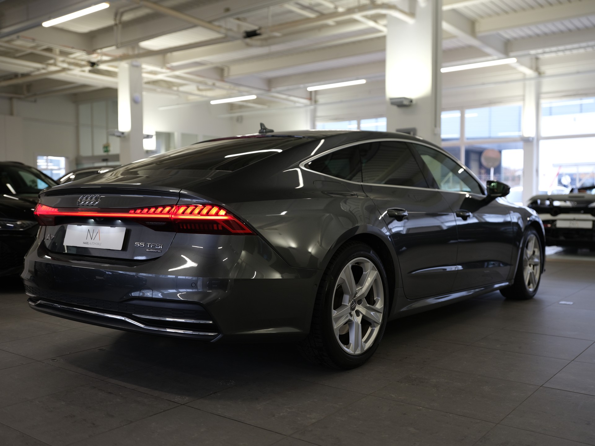 AUDI A7 Sportback 55 TFSI quattro S-tronic *Premiumpaket* *Parkassistent* *Assistenzpakete Tour/Stadt*-image-6
