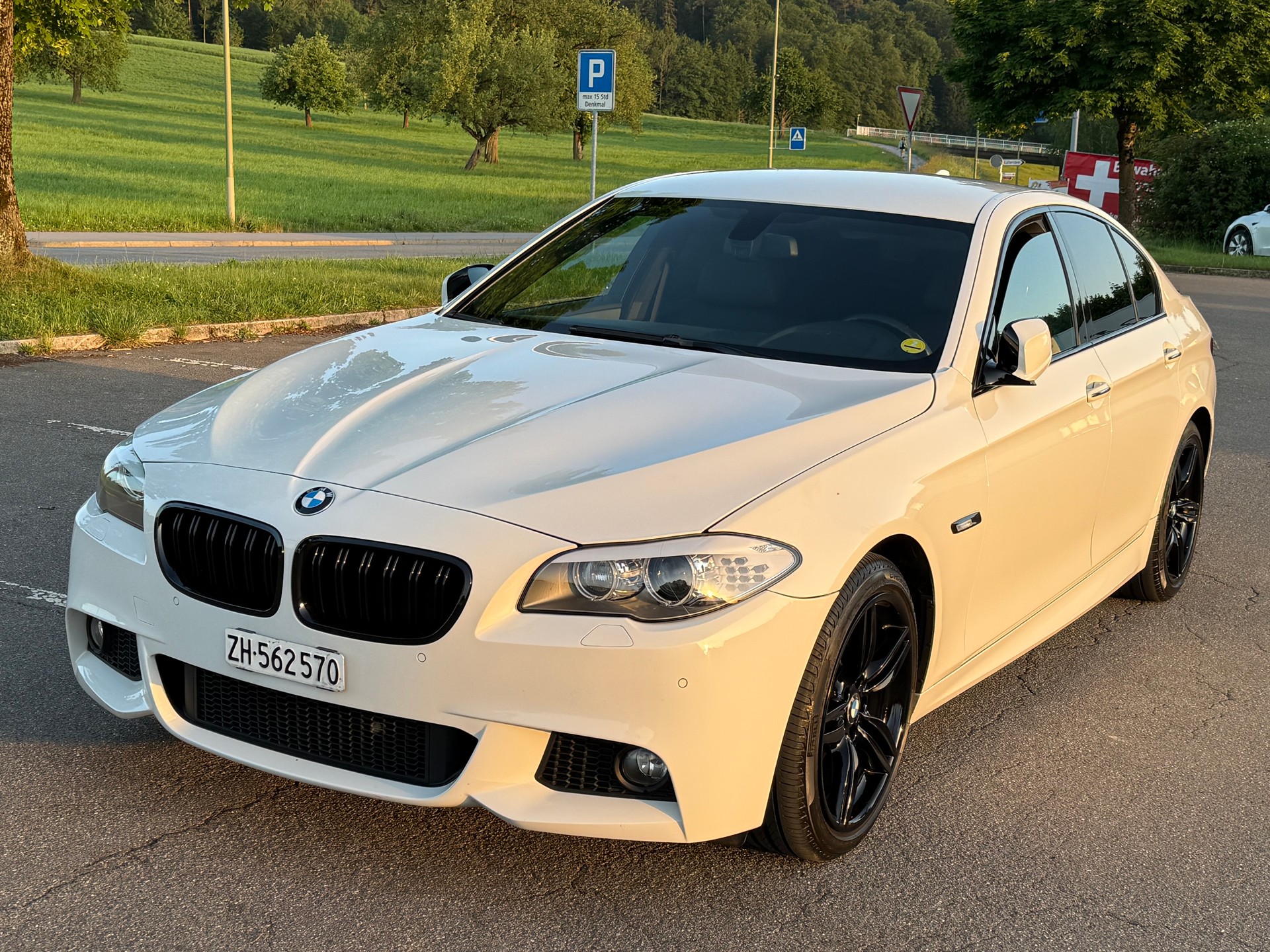 BMW 525d xDrive Steptronic M-Sportpaket-image-8
