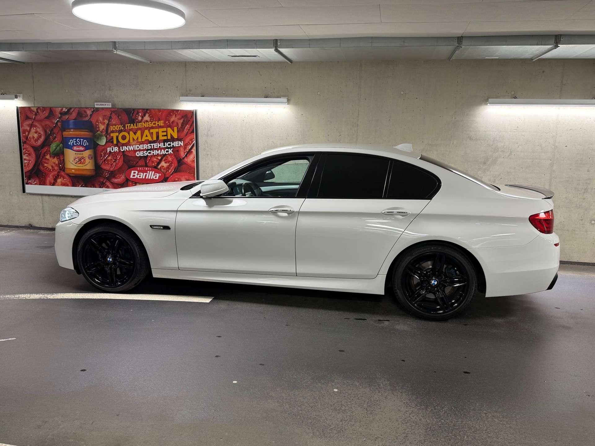 BMW 525d xDrive Steptronic M-Sportpaket-image-8