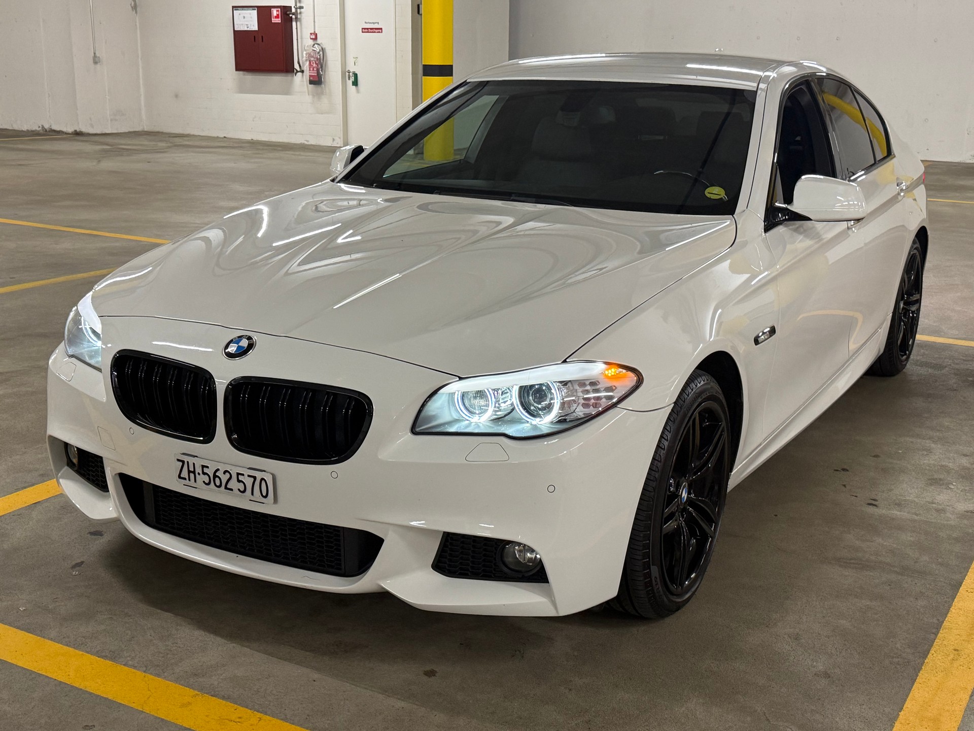 BMW 525d xDrive Steptronic M-Sportpaket - Frisch ab MFK 02. September 2026!-image-12
