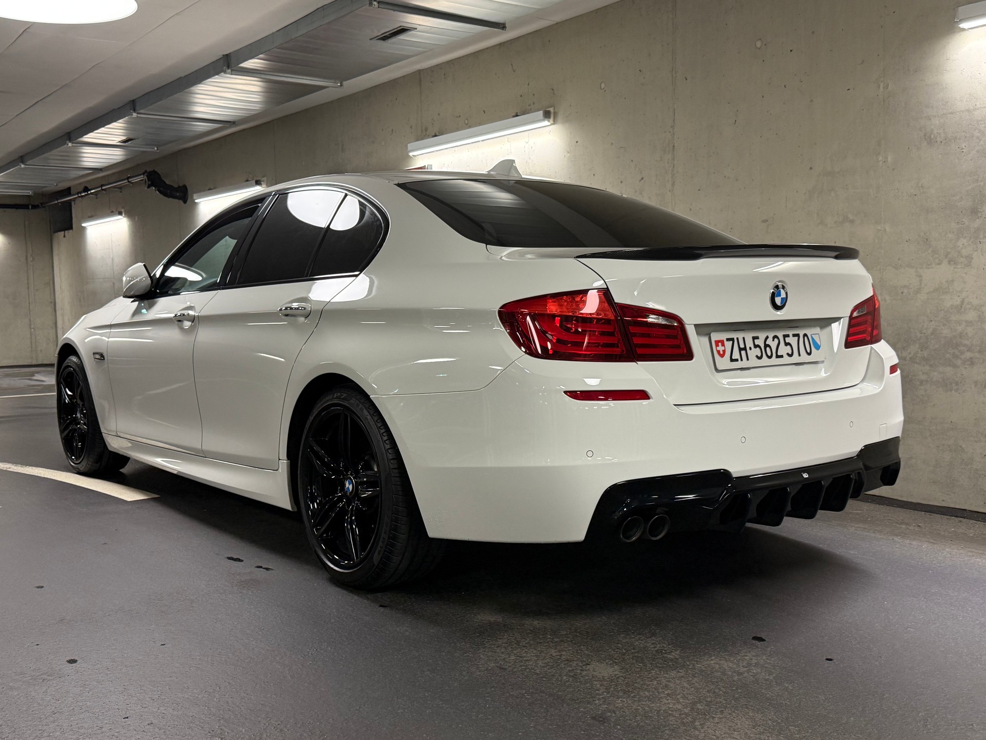 BMW 525d xDrive Steptronic M-Sportpaket-image-5