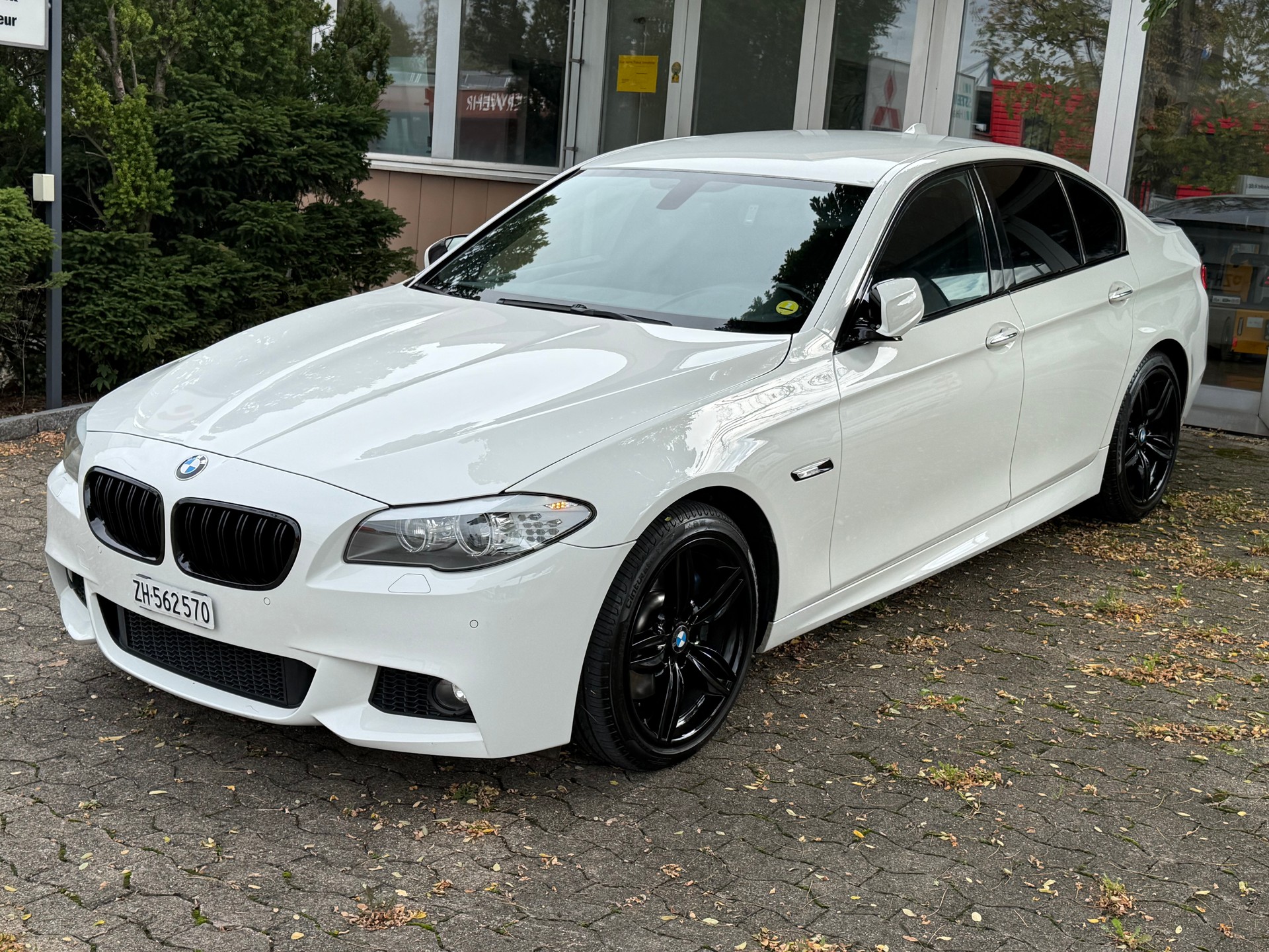 BMW 525d xDrive Steptronic M-Sportpaket - Frisch ab MFK 02. September 2026!-image-14