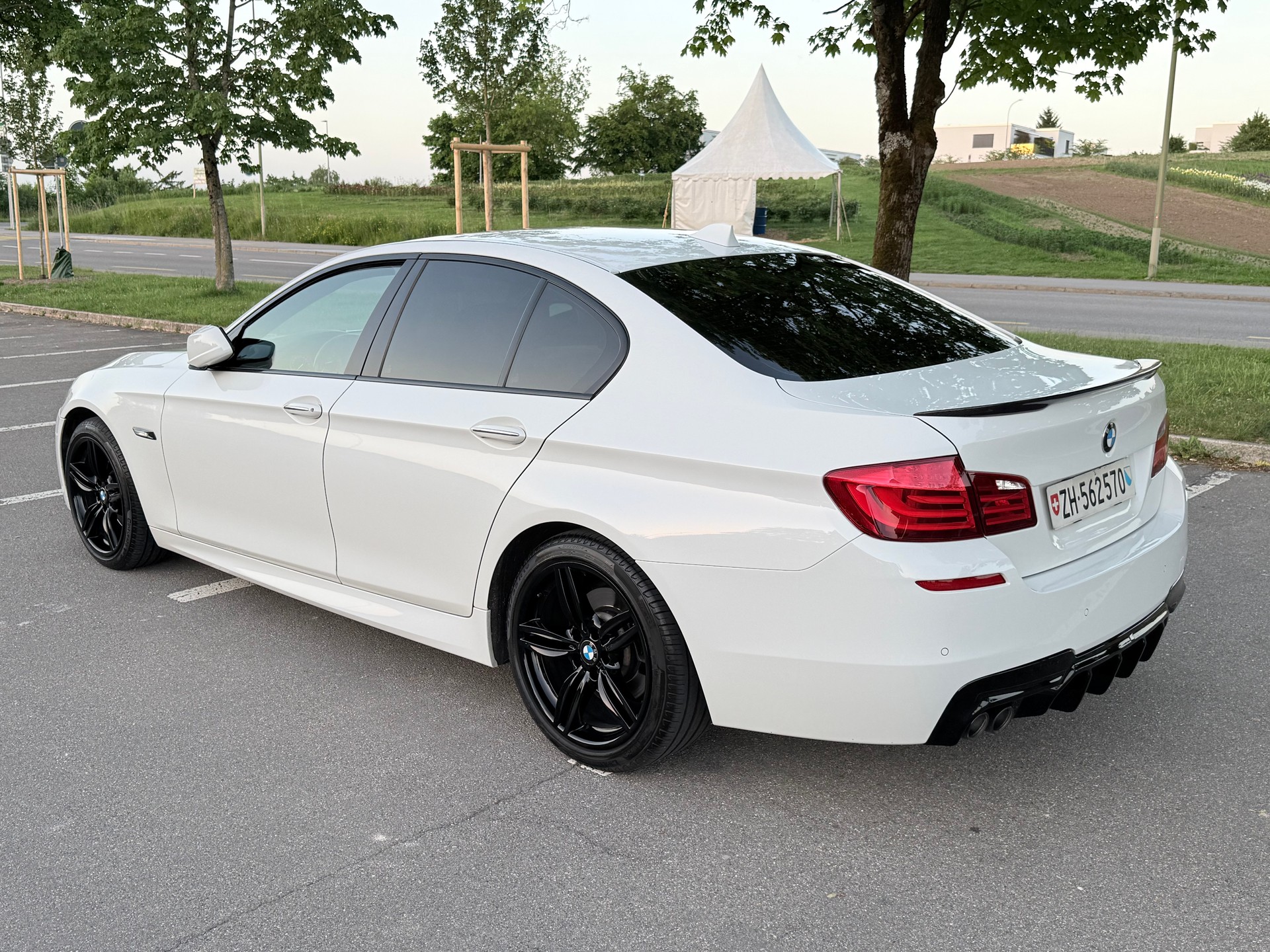 BMW 525d xDrive Steptronic M-Sportpaket-image-14