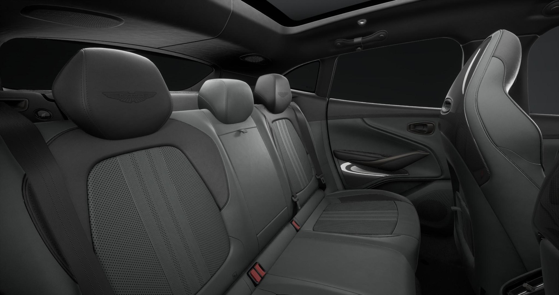 ASTON MARTIN DBX 707 4.0 V8 Bi-Turbo-image-38